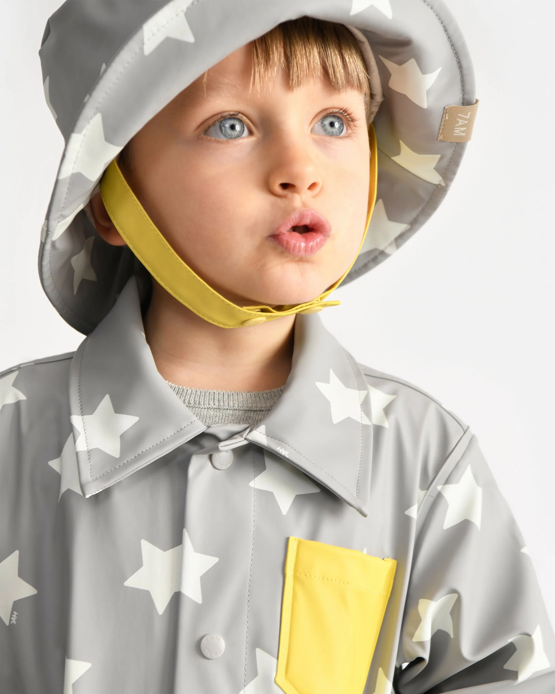 Rain Bucket Hat | Rainy Stars Yellow - Image 2