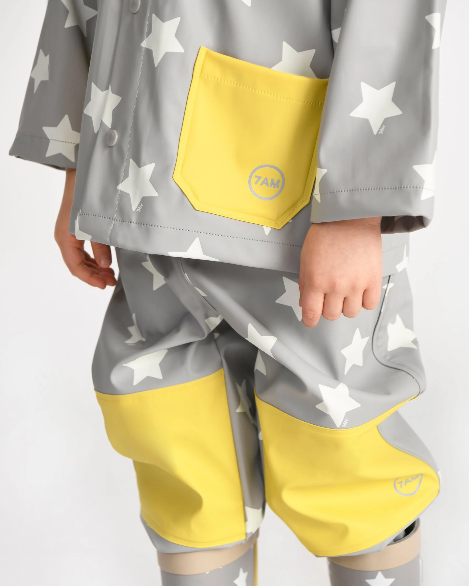 Rain Worker Jacket | Rainy Stars Yellow - Image 20