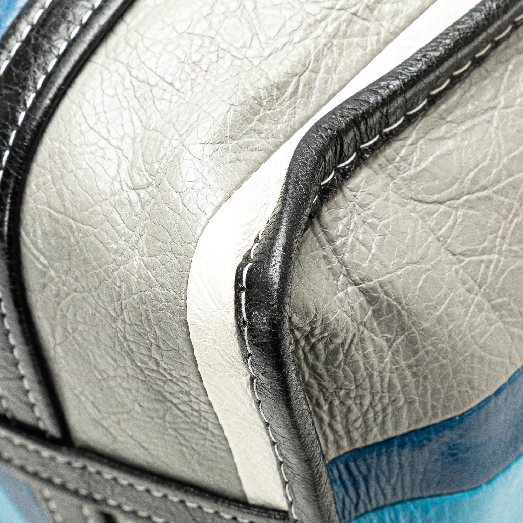 Balenciaga | Pre-Owned S Lambskin Bazar Shopper Satchel | Blue/Aqua - Image 2