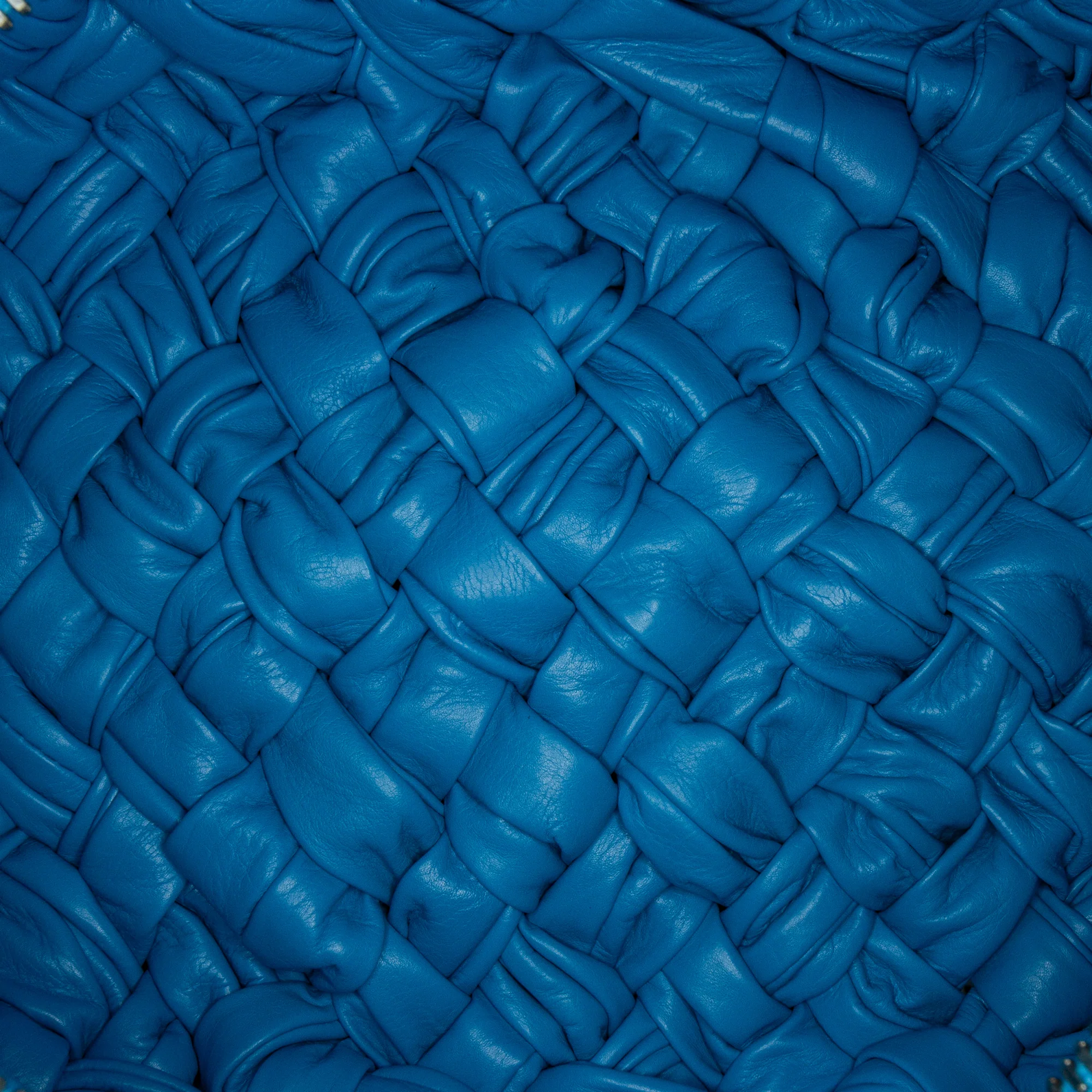 Bottega Veneta | Pre-Owned Foulard Intrecciato Banana | Blue - Image 4