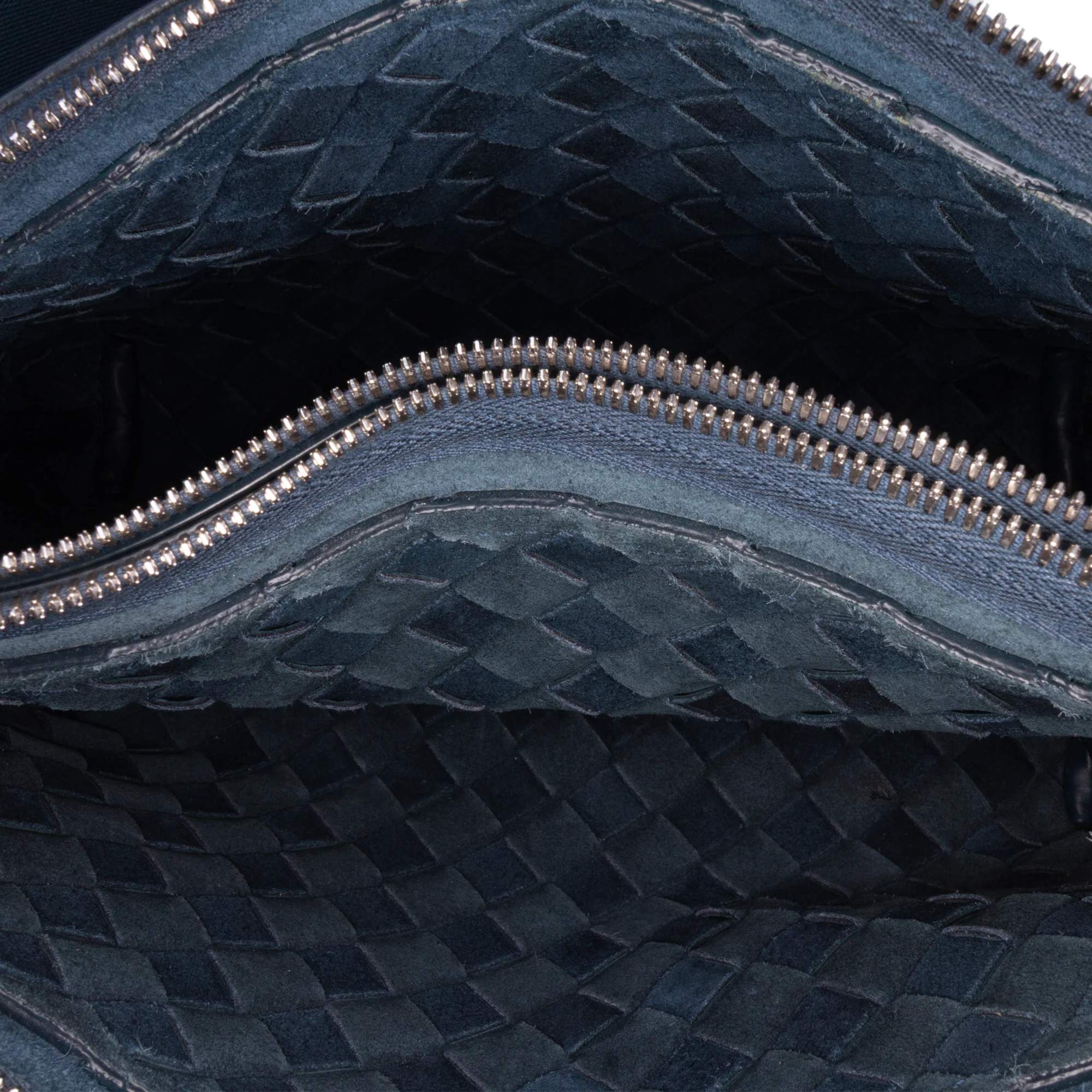 Bottega Veneta | Pre-Owned Leather Intrecciato Duo Crossbody | Blue - Image 7