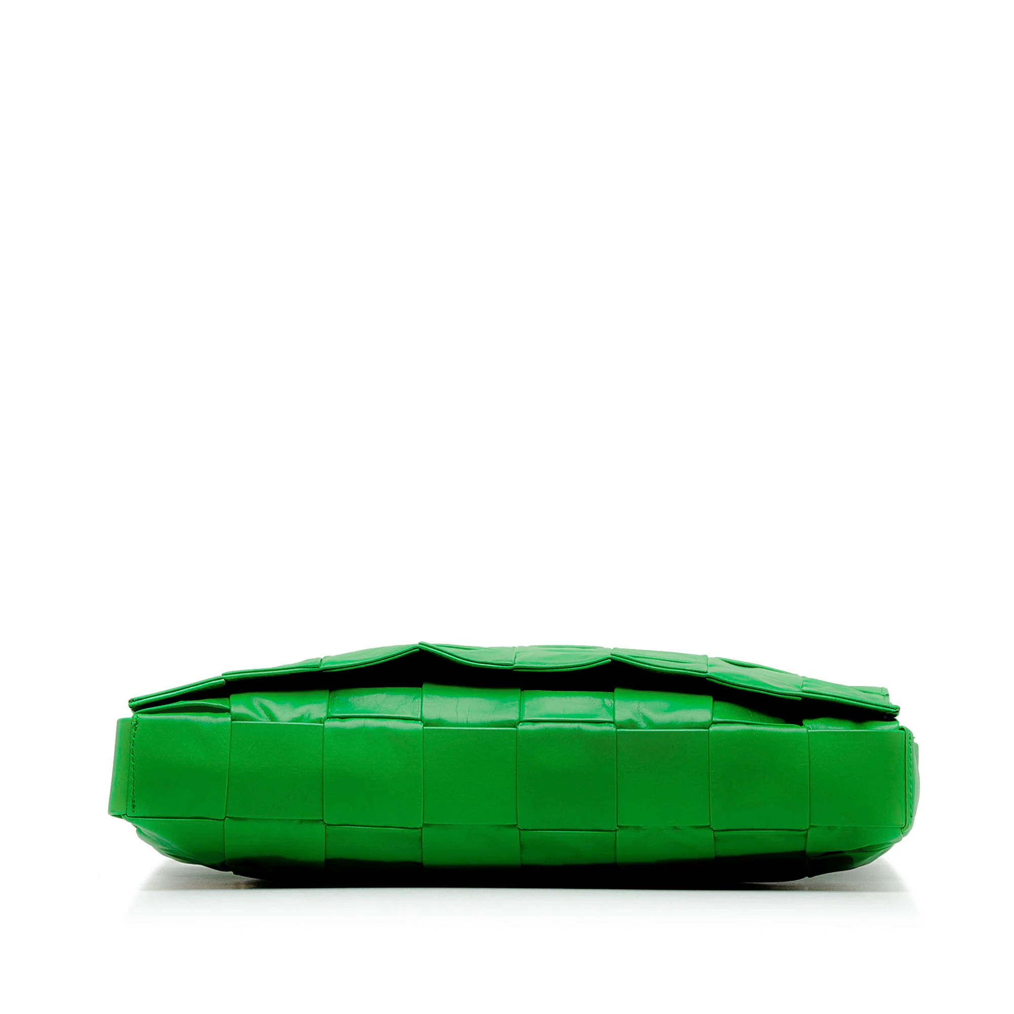 Bottega Veneta | Pre-Owned Maxi Paper Calfskin Intrecciato Cassette Crossbody | Green - Image 8
