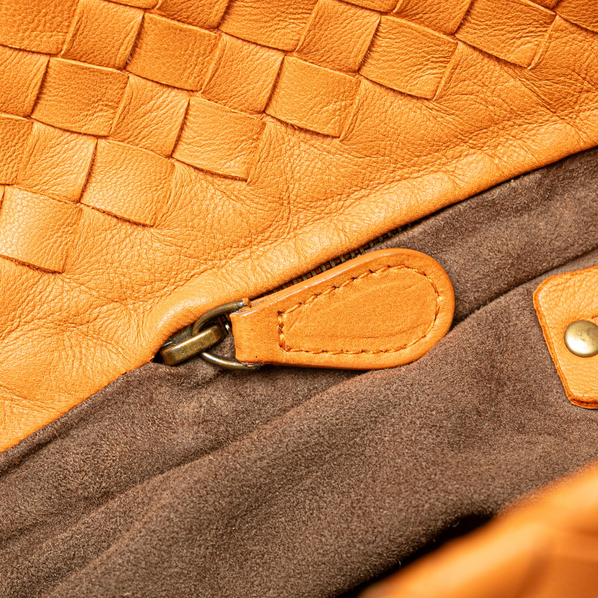 Bottega Veneta | Pre-Owned Medium Nappa Intrecciato Garda Tote | Orange/Light Orange - Image 11