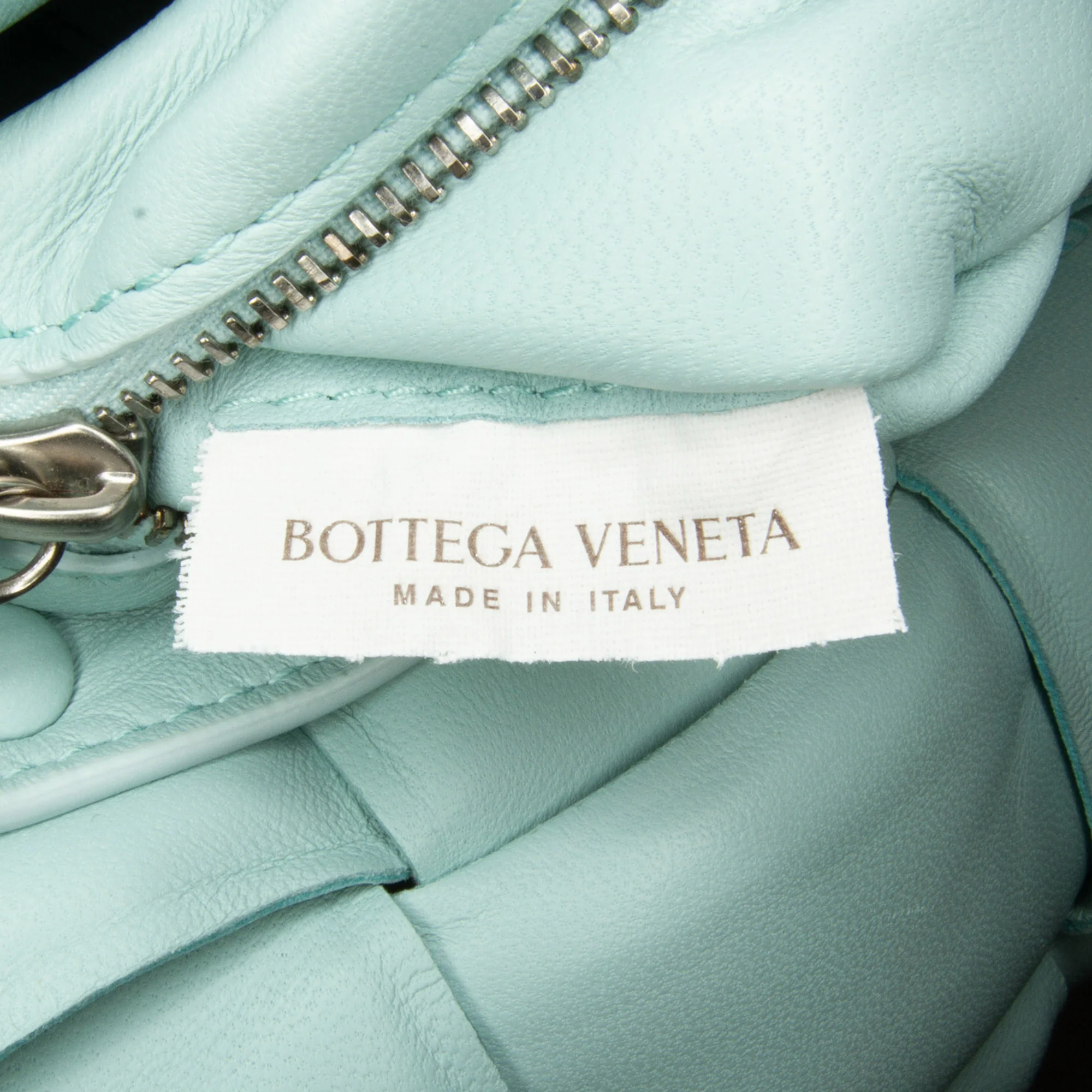 Bottega Veneta | Pre-Owned Nappa Intrecciato Padded Cassette Crossbody - I | Blue/Light Blue - Image 12