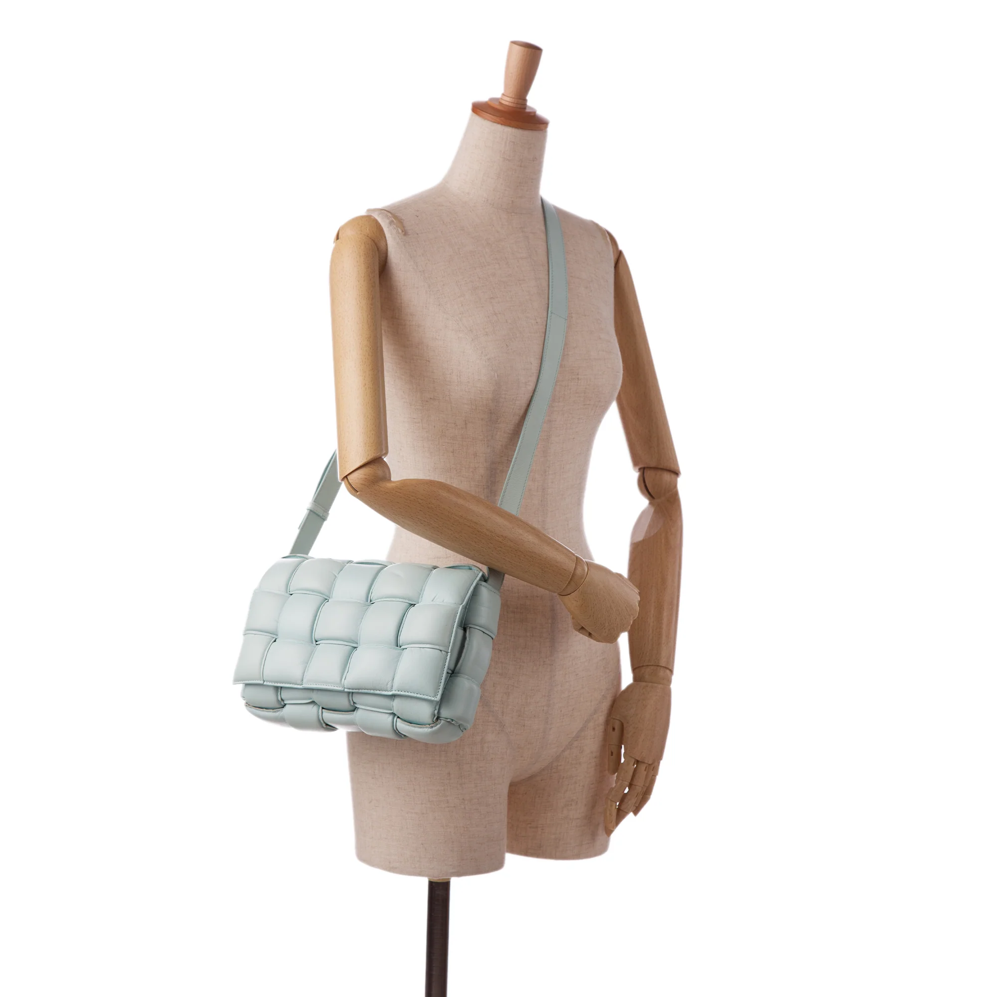 Bottega Veneta | Pre-Owned Nappa Intrecciato Padded Cassette Crossbody - III | Blue/Light Blue - Image 5
