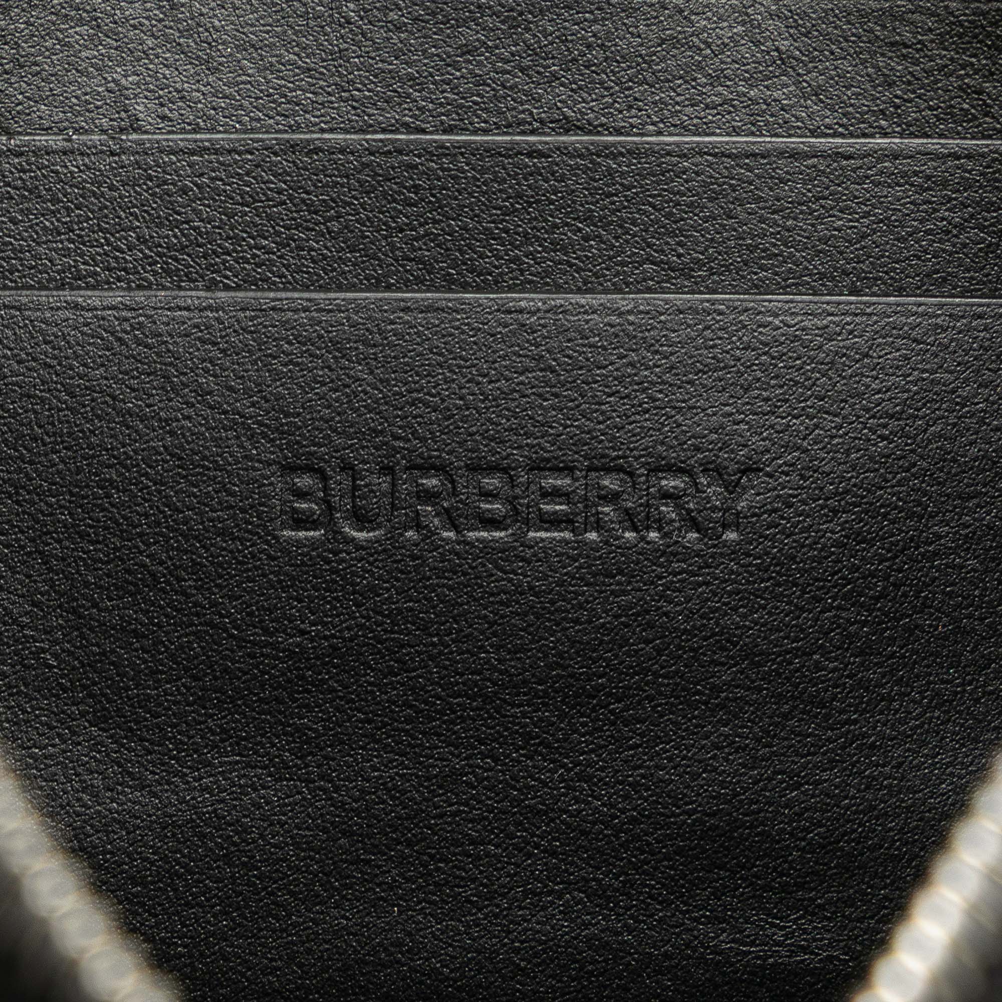 Burberry | Pre-Owned Canvas Horseferry Print Callum Crossbody | Gray/Light Gray - Image 9