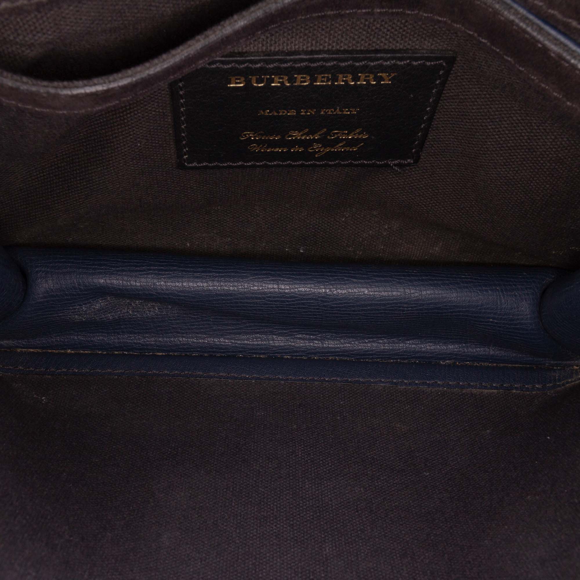 Burberry | Pre-Owned House Check Canvas and Leather Derby Macken Crossbody | Blue - Image 10