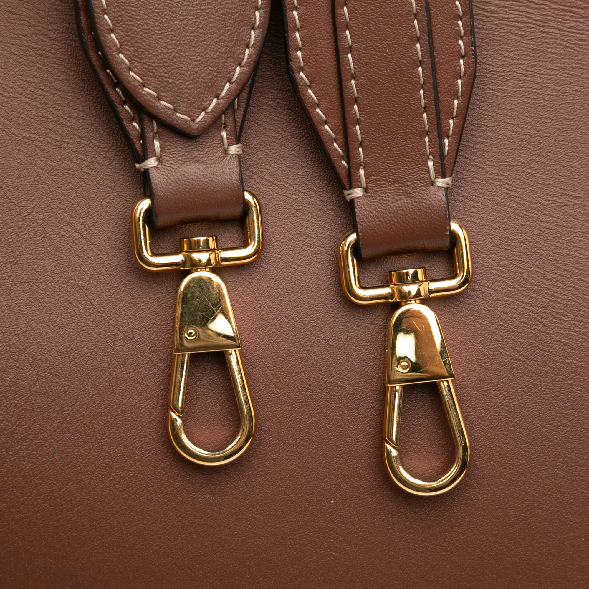 Burberry | Pre-Owned Medium Calfskin Soft Pocket Satchel | Brown - Image 9