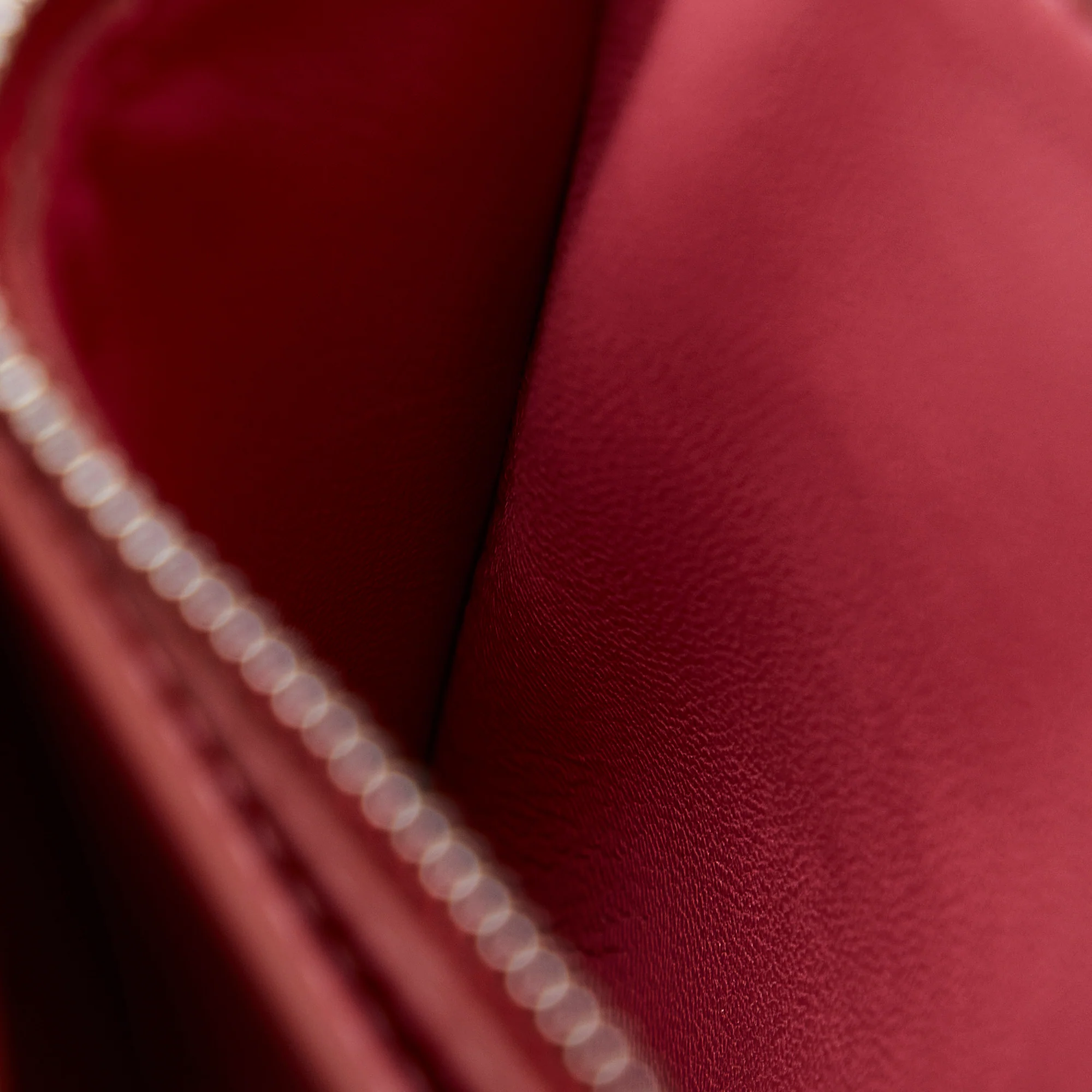 Celine | Pre-Owned Medium Calfskin Classic Box | Pink/Blush - Image 7