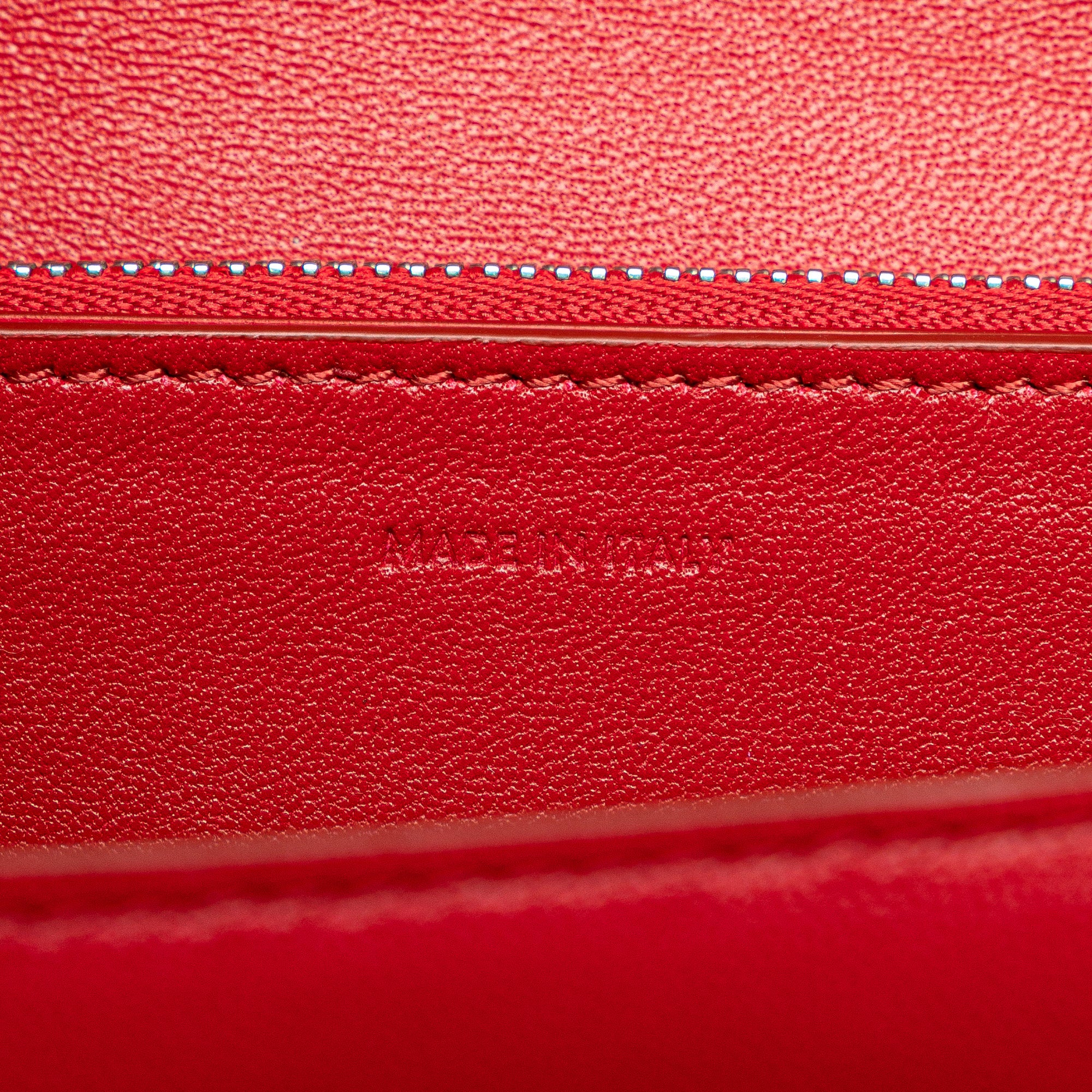 Celine | Pre-Owned Medium Calfskin Classic Box | Red - Image 7