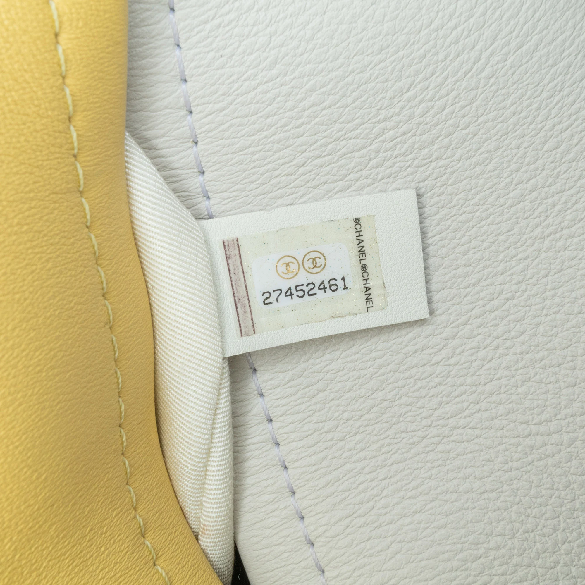 Chanel | Pre-Owned Calfskin Coco Beach Ball Bag | YellowWhite - Image 7