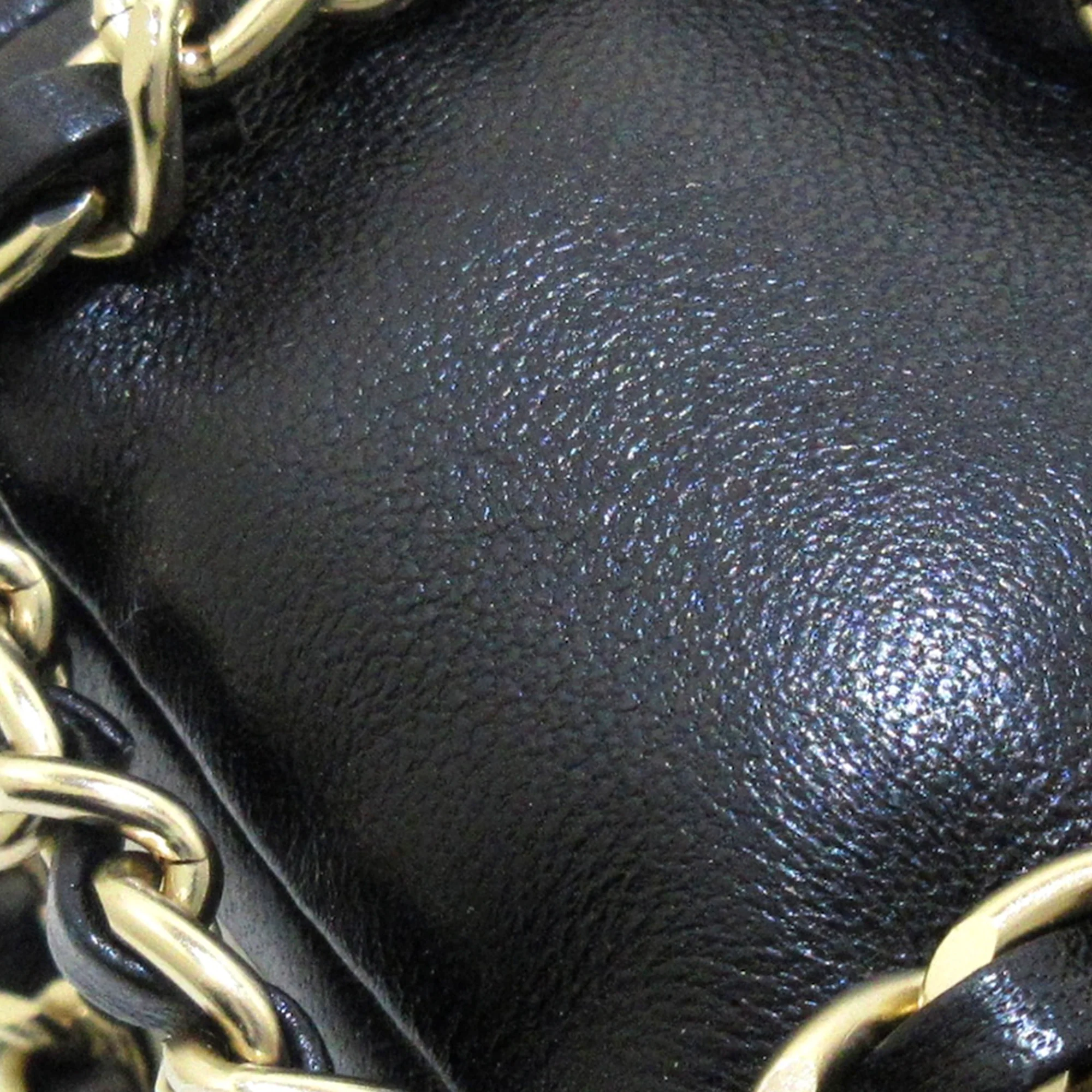 Chanel | Pre-Owned CC Bucket | Black - Image 13