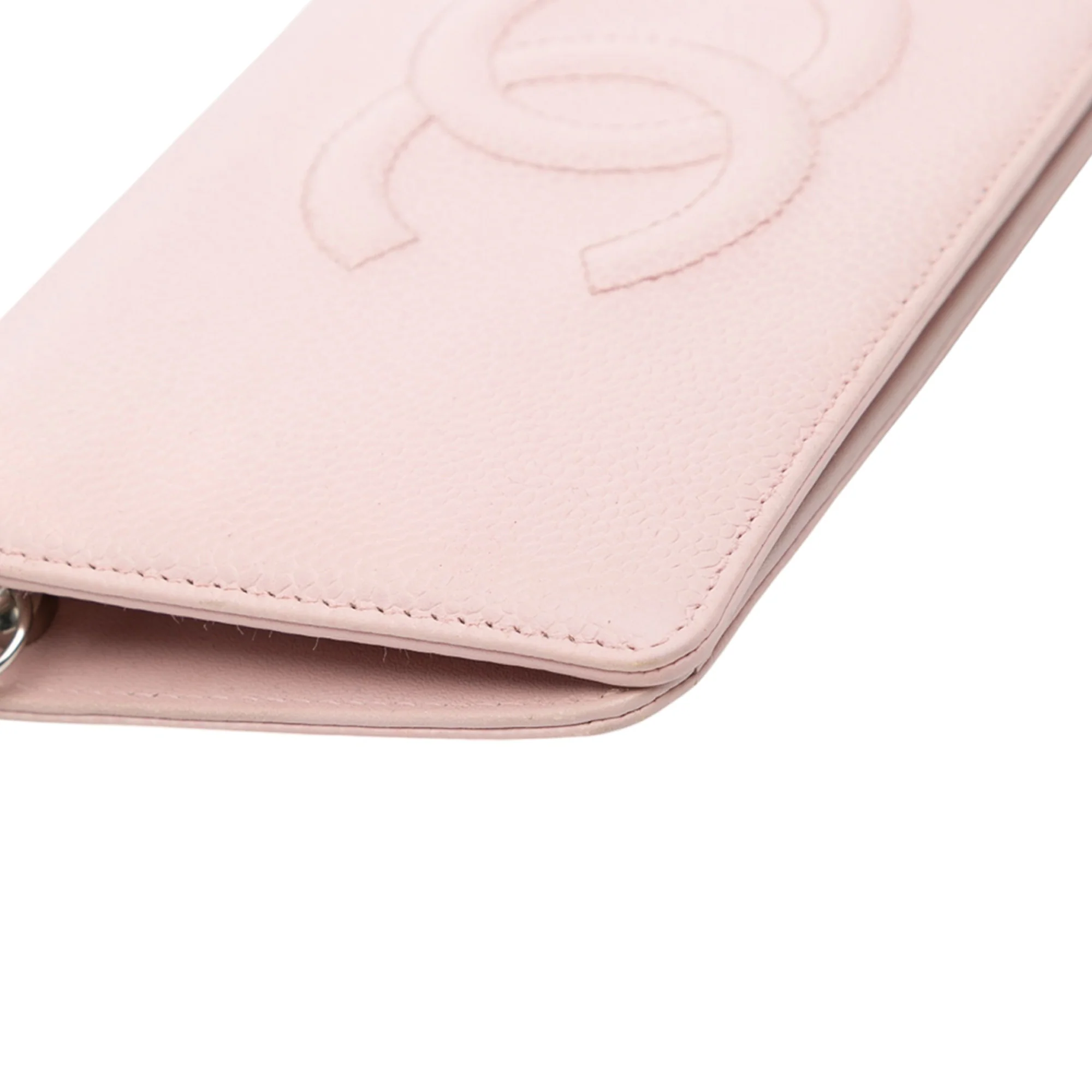 Chanel | Pre-Owned CC Caviar Wallet On Chain | Pink/Light Pink - Image 11