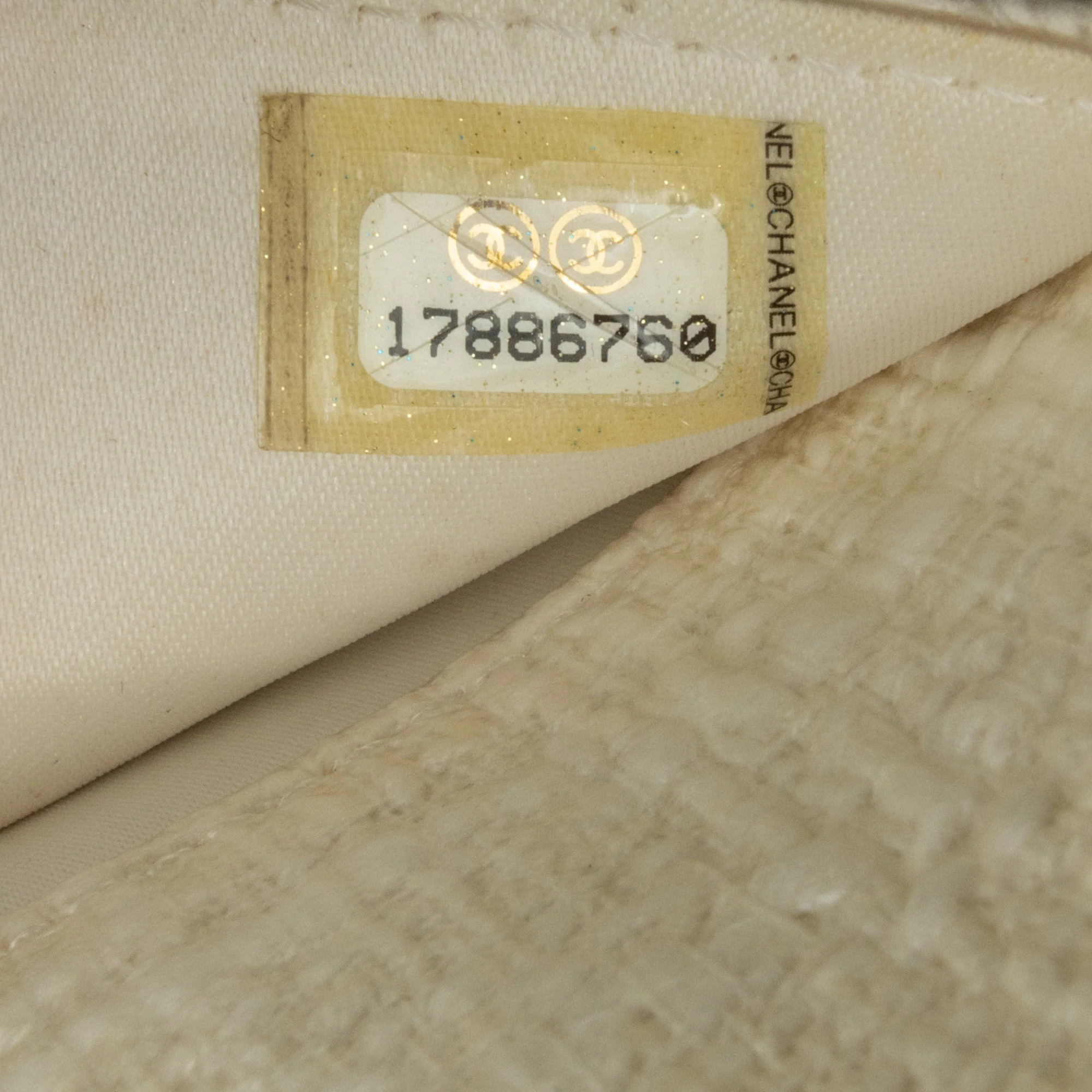 Chanel | Pre-Owned CC Coated Tweed Wallet On Chain - I | Beige - Image 16