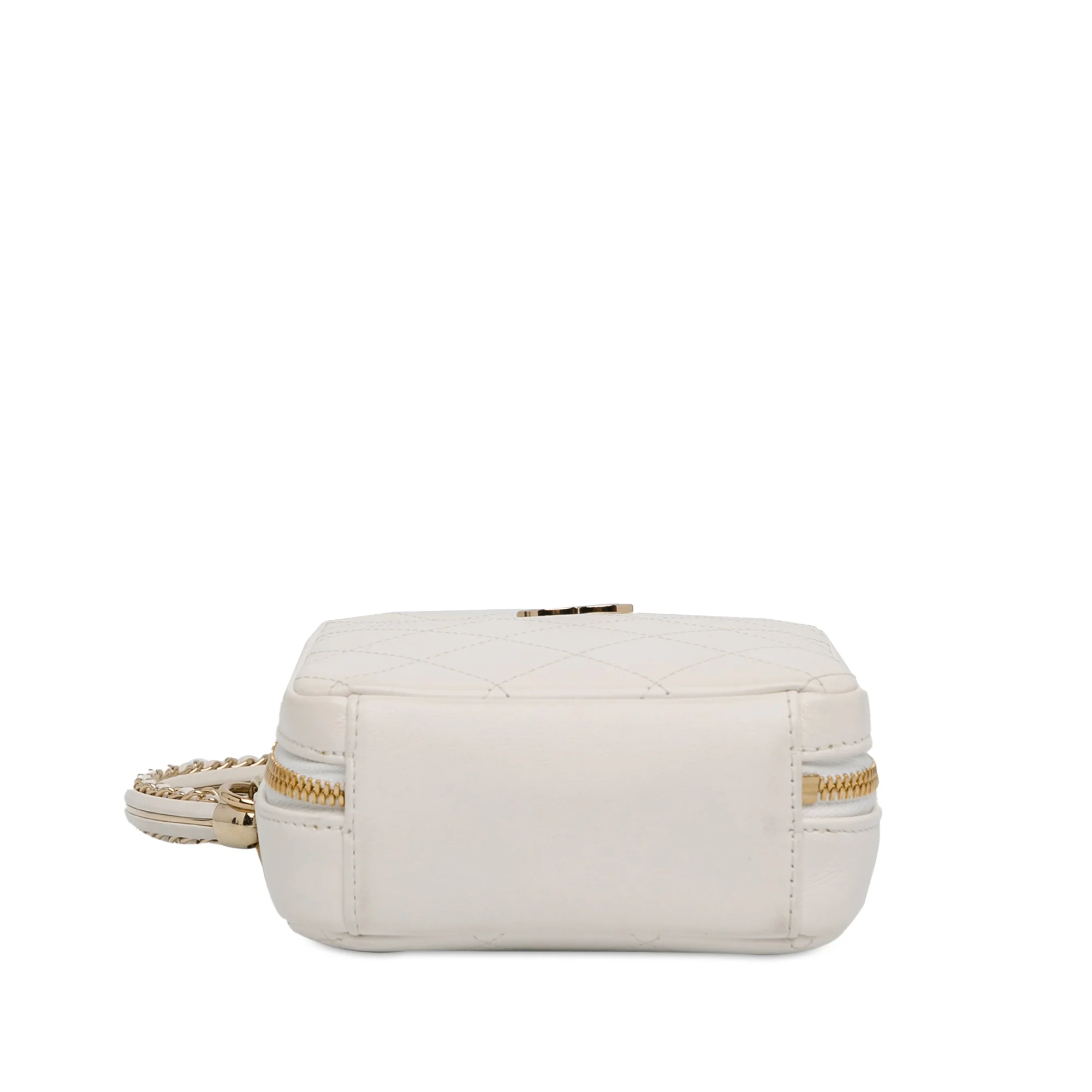 Chanel | Pre-Owned CC Lambskin Round Handle Camera Case | White - Image 6