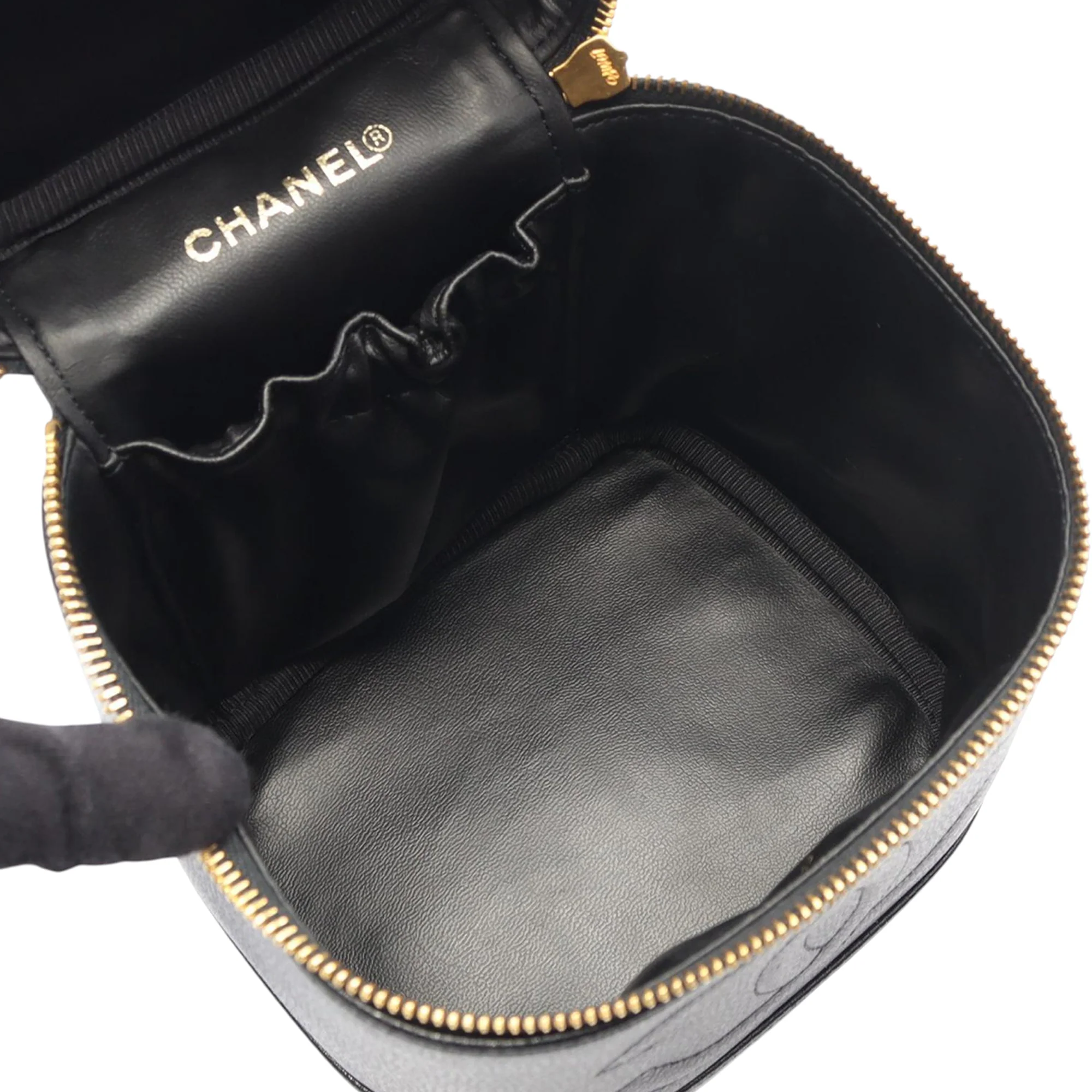 Chanel | Pre-Owned CC Lambskin Vanity Case | Black - Image 4