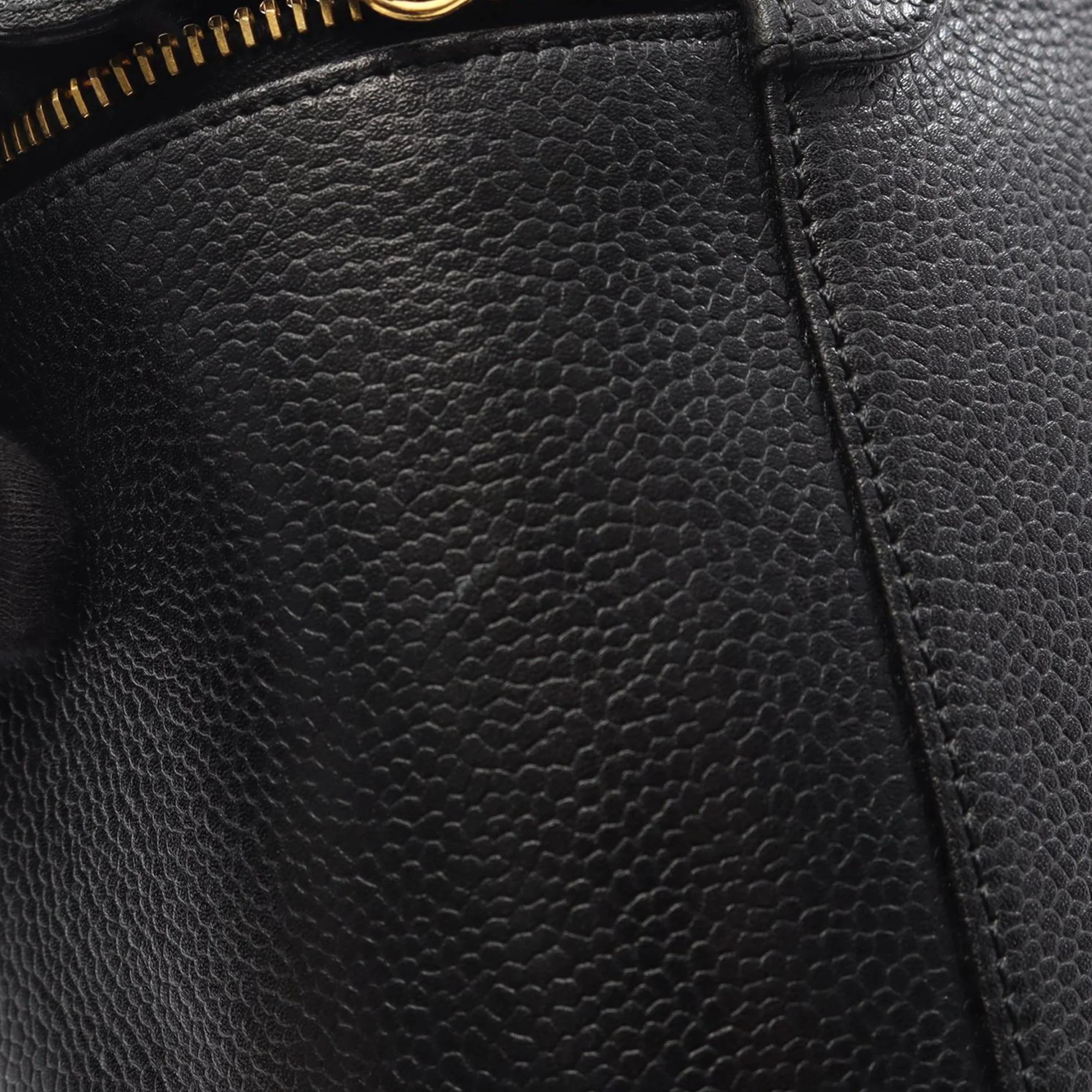 Chanel | Pre-Owned CC Lambskin Vanity Case | Black - Image 9