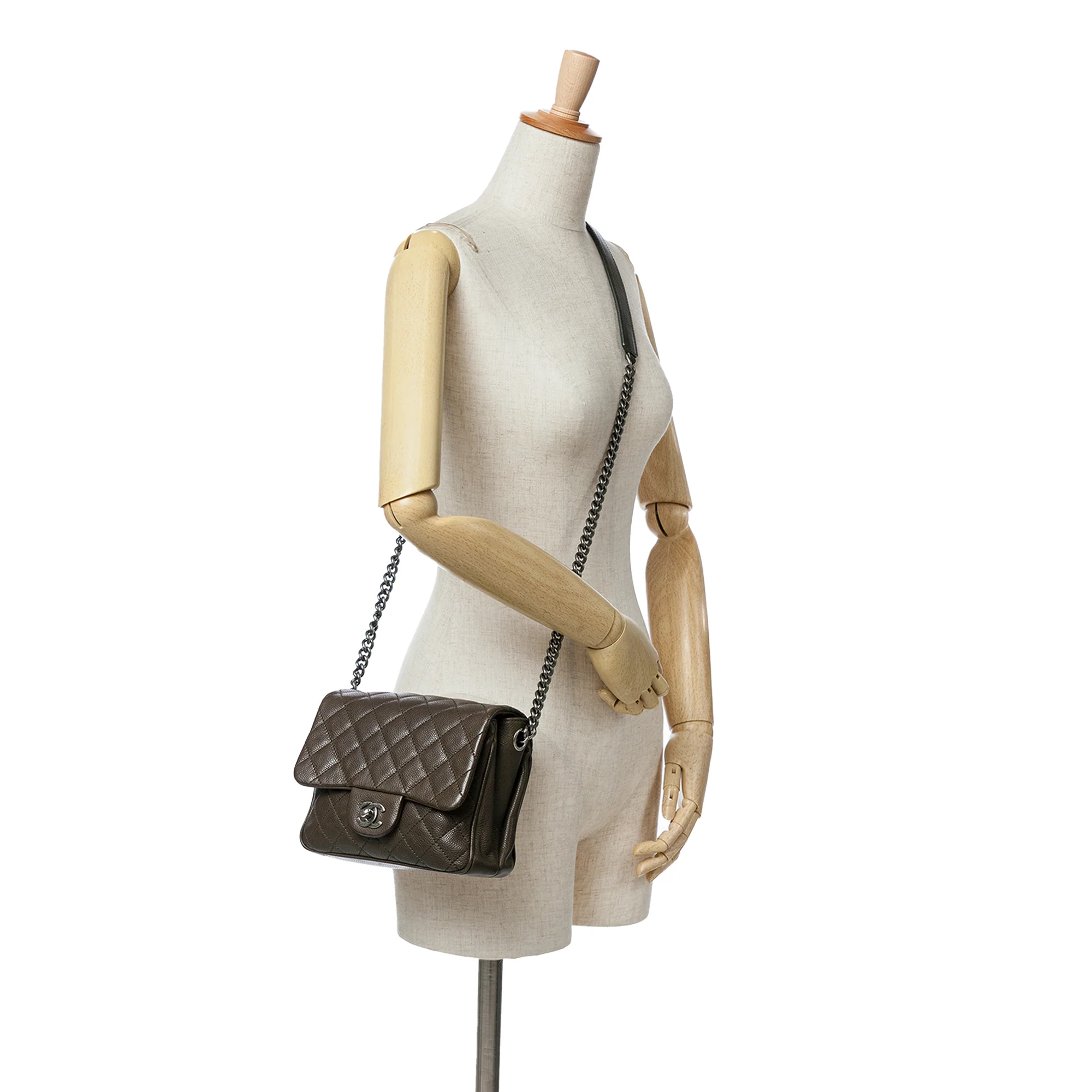 Chanel | Pre-Owned CC Quilted Caviar Crossbody | Brown/Dark Brown - Image 2