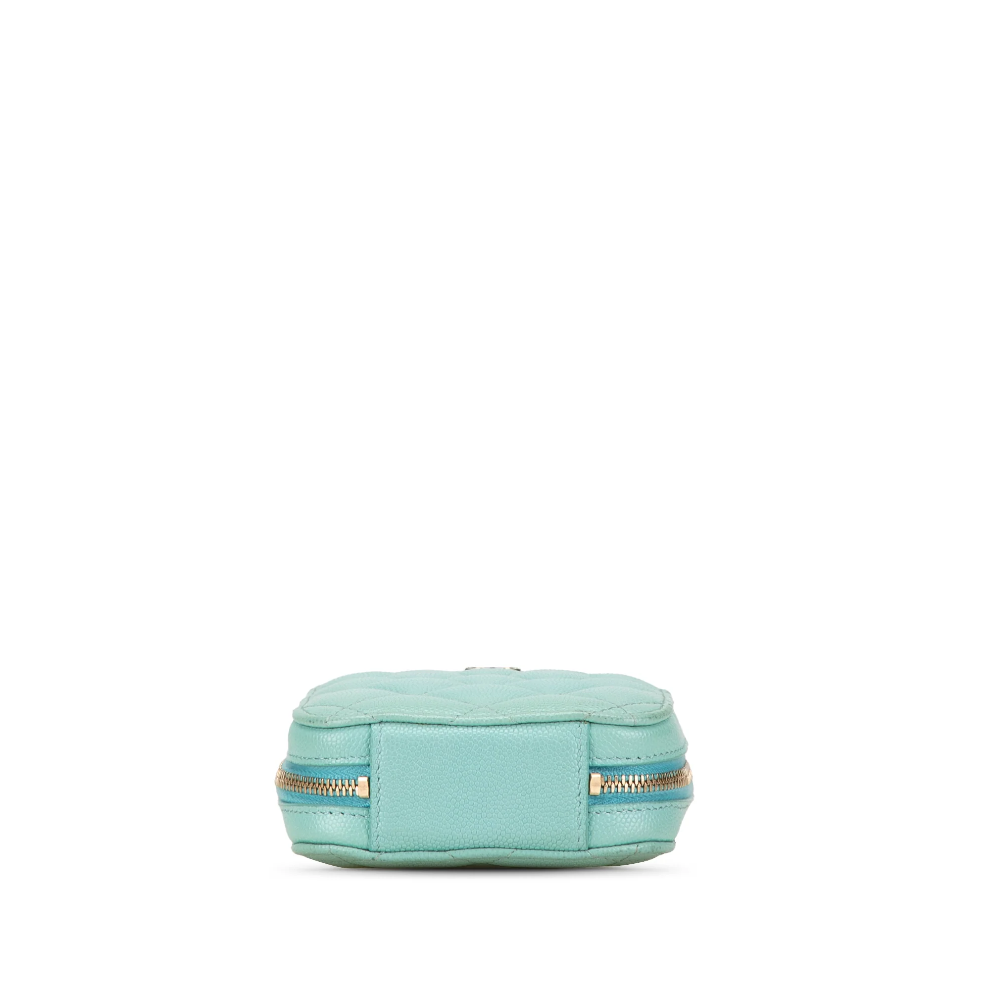 Chanel | Pre-Owned CC Quilted Caviar Zip Phone Case | Blue/Light Blue - Image 3