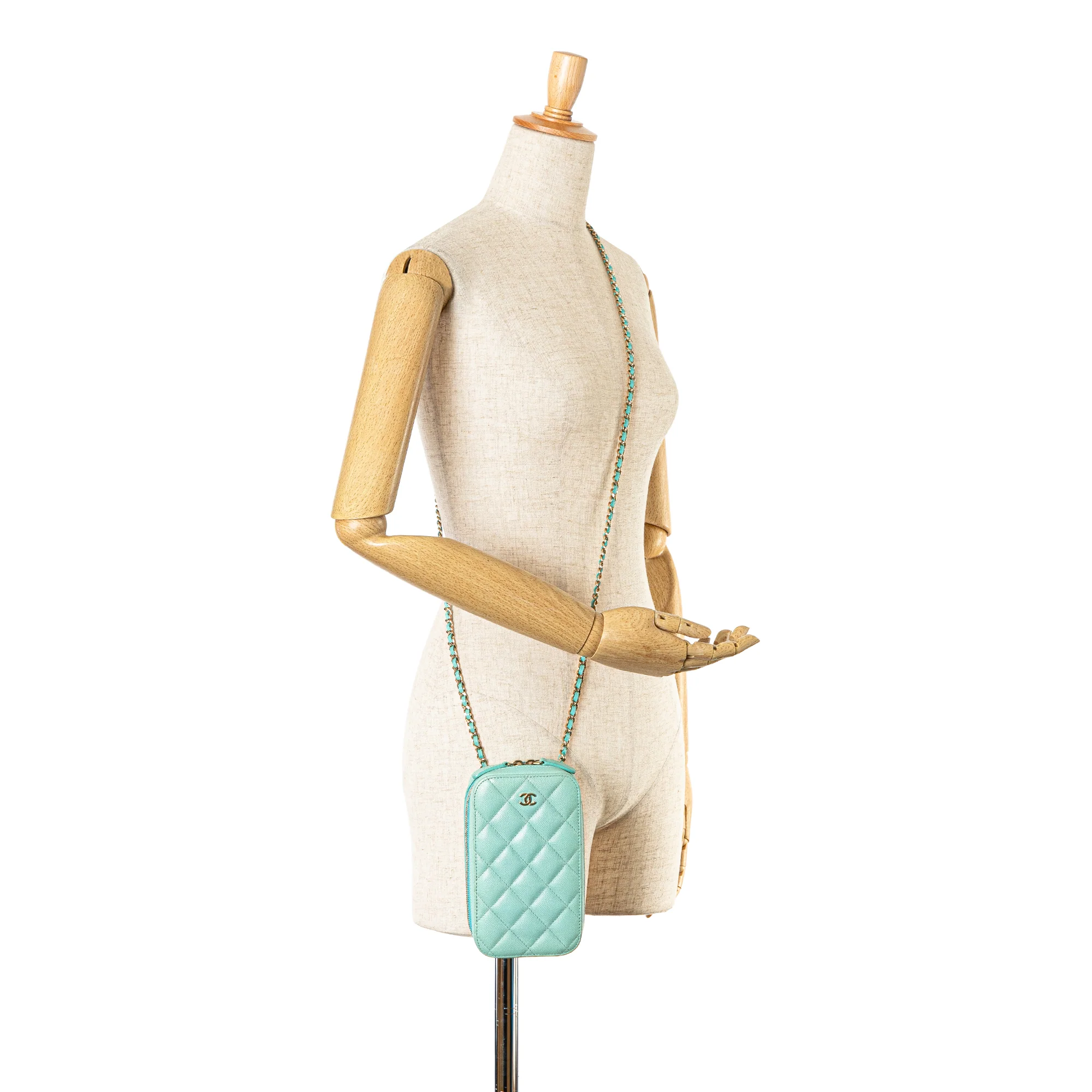 Chanel | Pre-Owned CC Quilted Caviar Zip Phone Case | Blue/Light Blue - Image 7