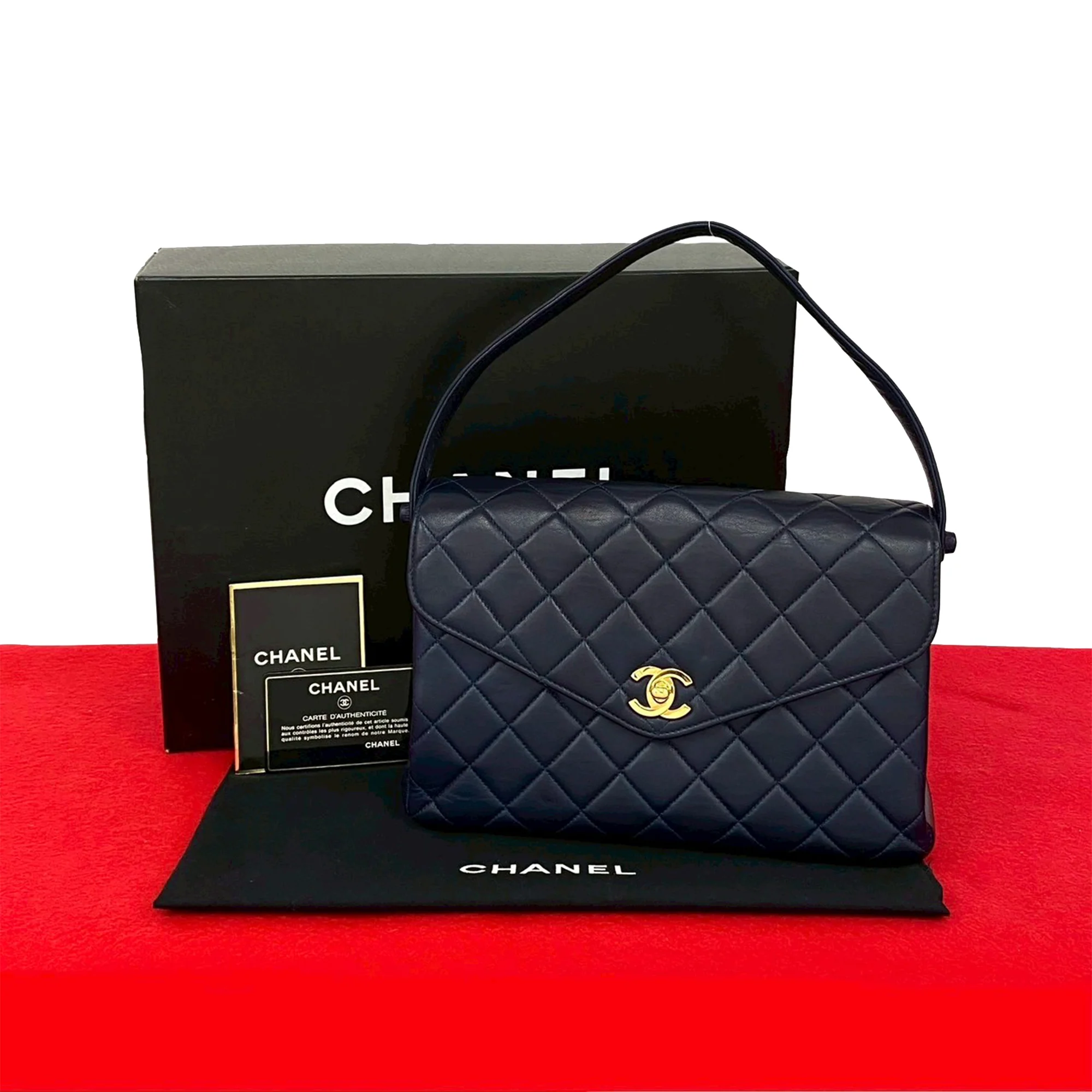 Chanel | Pre-Owned CC Quilted Lambskin Handbag | Blue/Navy - Image 2