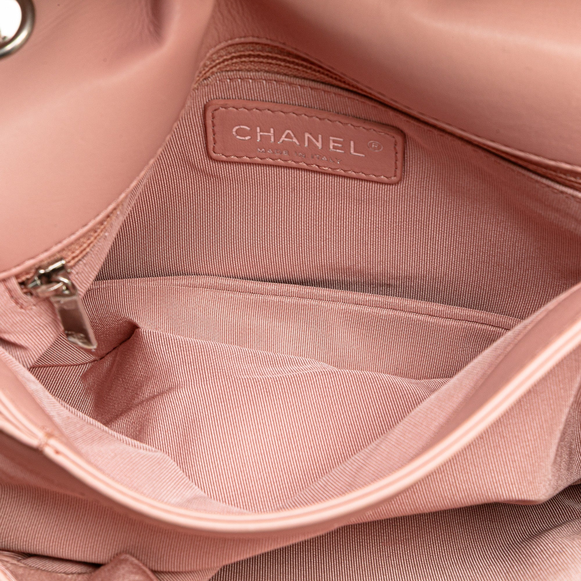 Chanel | Pre-Owned Chevron Calfskin Studded Full Flap | Pink/Light Pink - Image 12