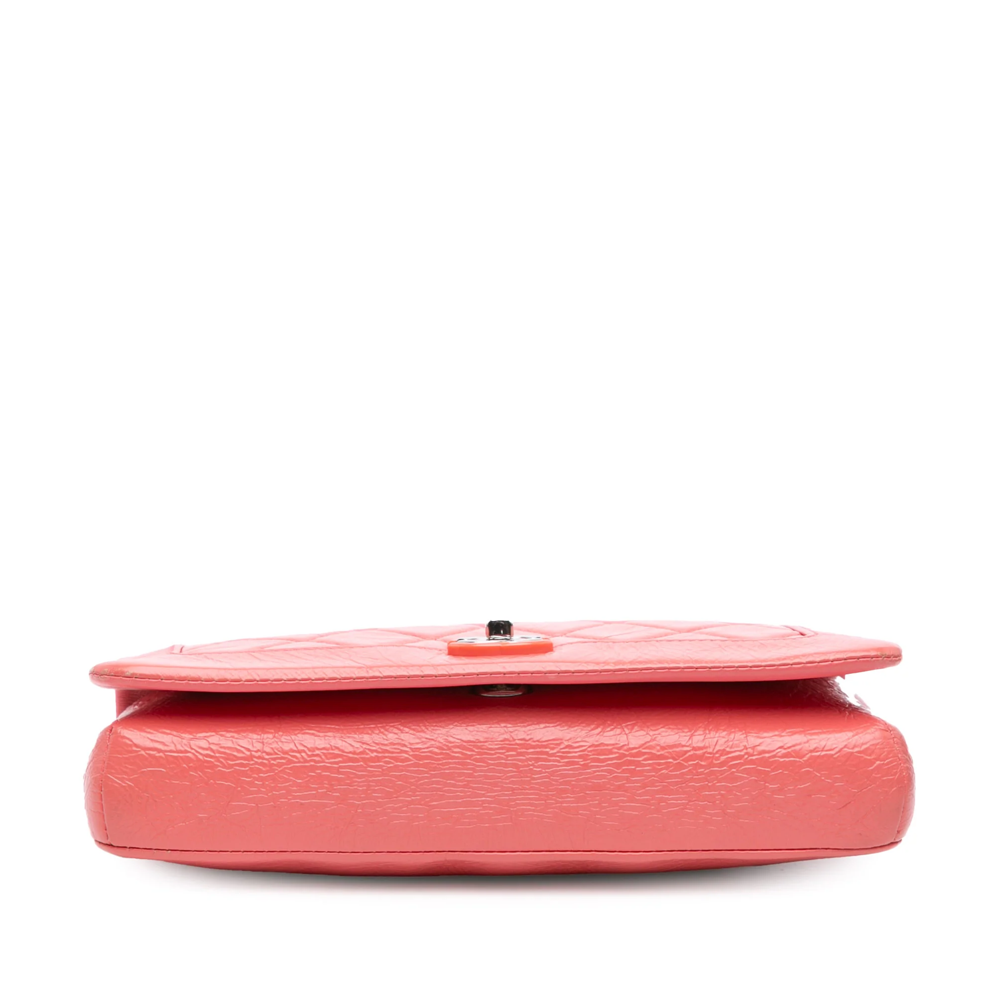 Chanel | Pre-Owned Crumpled Calfskin Bi Quilted Vintage Full Flap | Pink/Salmon - Image 4