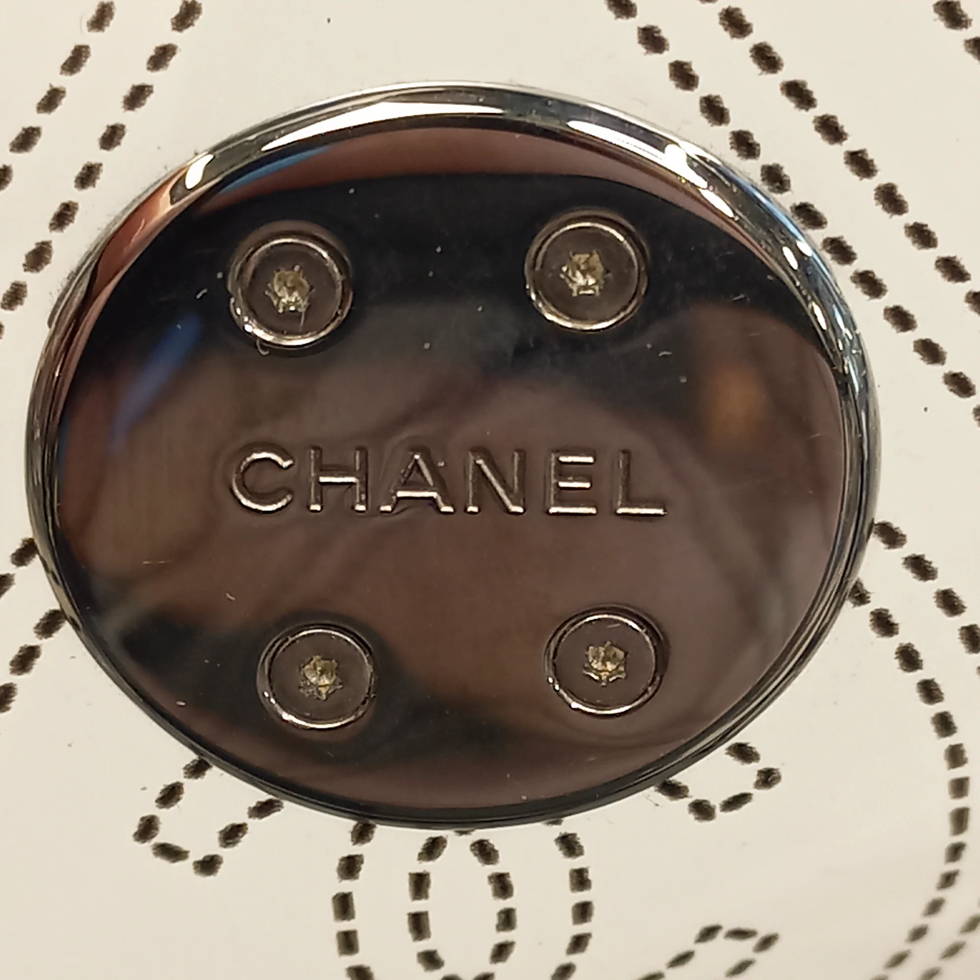 Chanel | Pre-Owned Crumpled Calfskin PVC Camellia Bucket - I | Black - Image 9