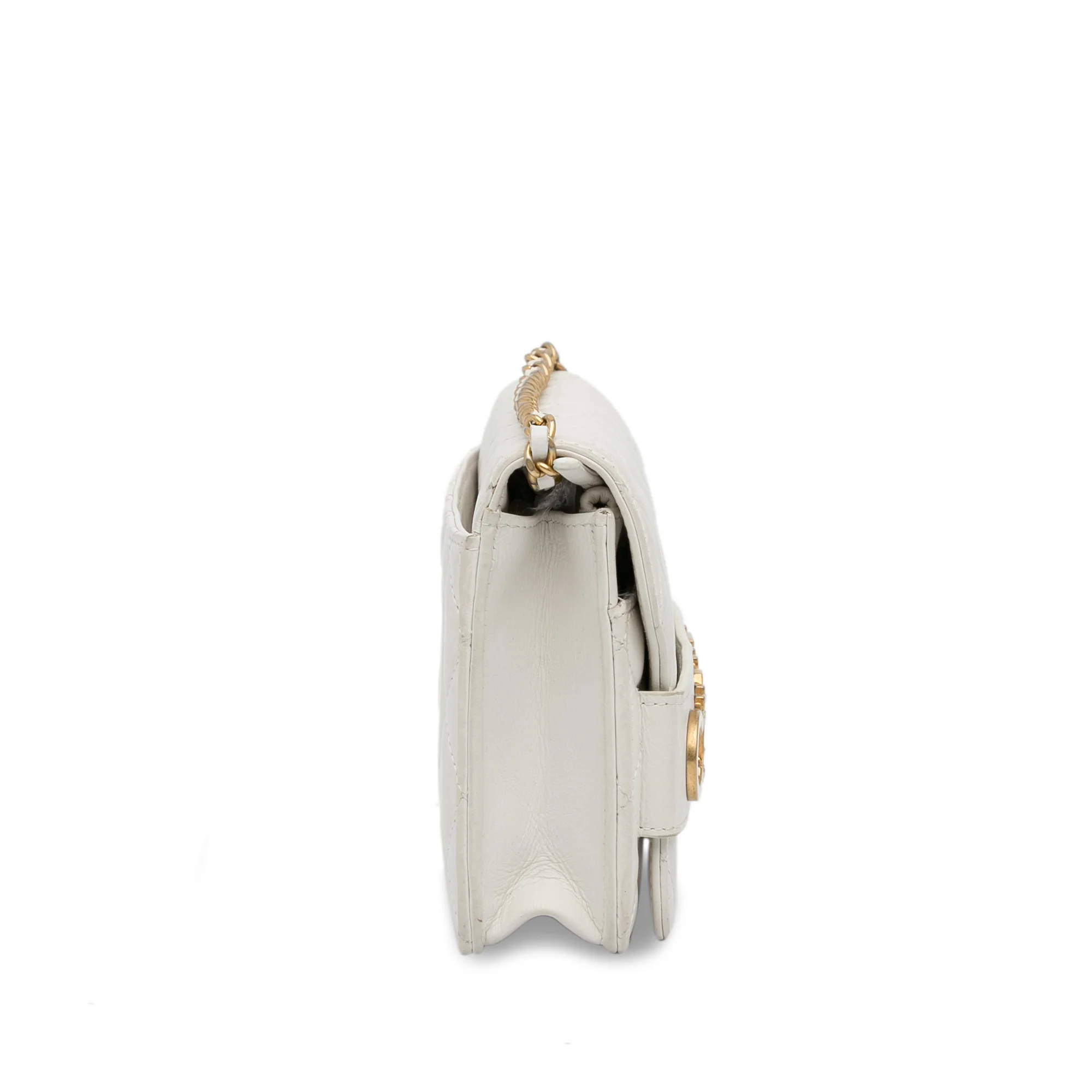 Chanel | Pre-Owned Enchained Wallet on Chain | White - Image 5