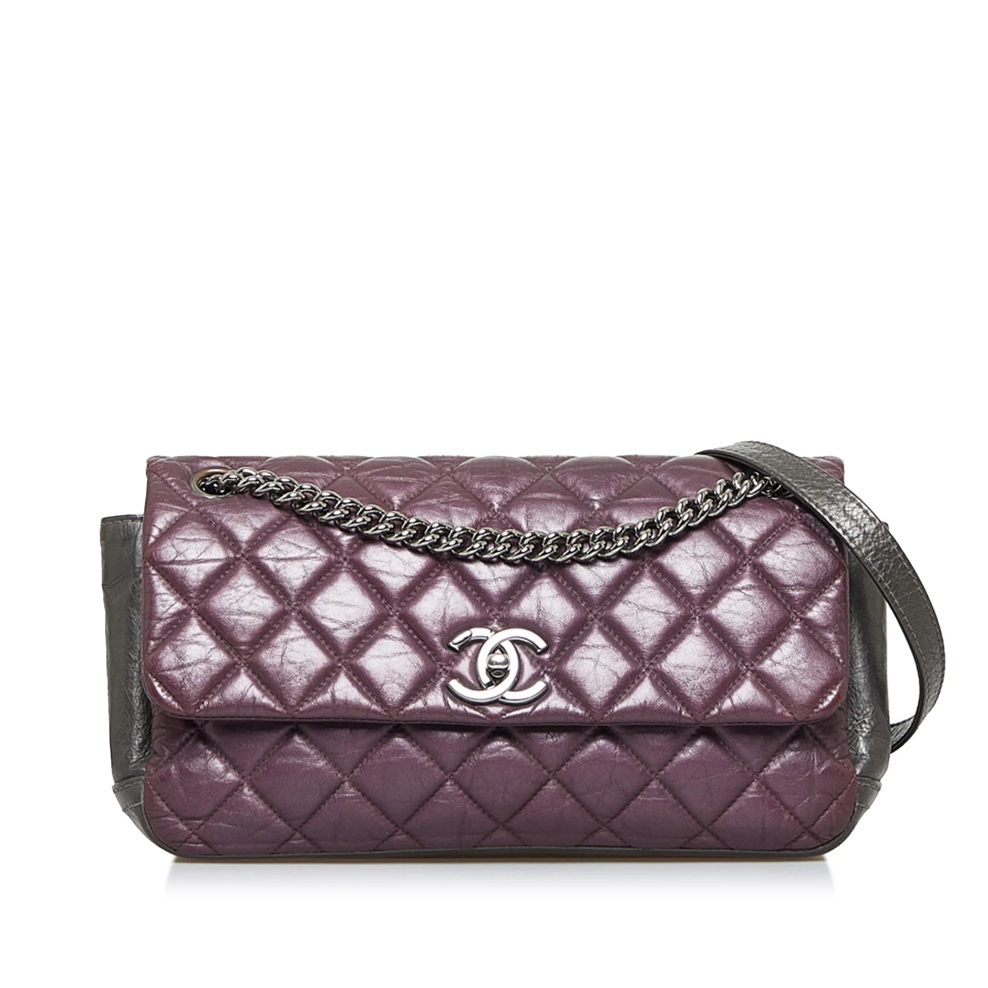 Chanel | Pre-Owned Glazed Matelasse Portobello Flap Bag | Purple