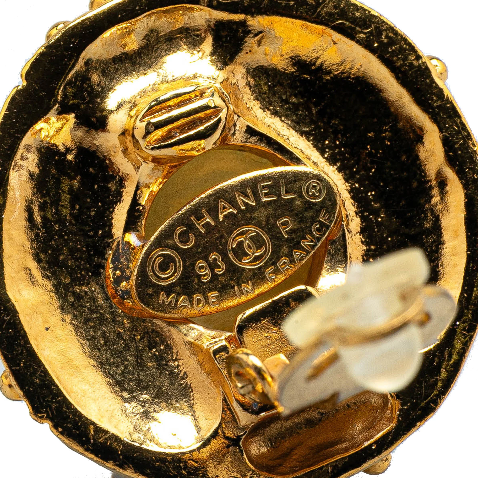 Chanel | Pre-Owned Gold Plated Round Faux Pearl Rhinestones Clip on Earrings | Gold - Image 3
