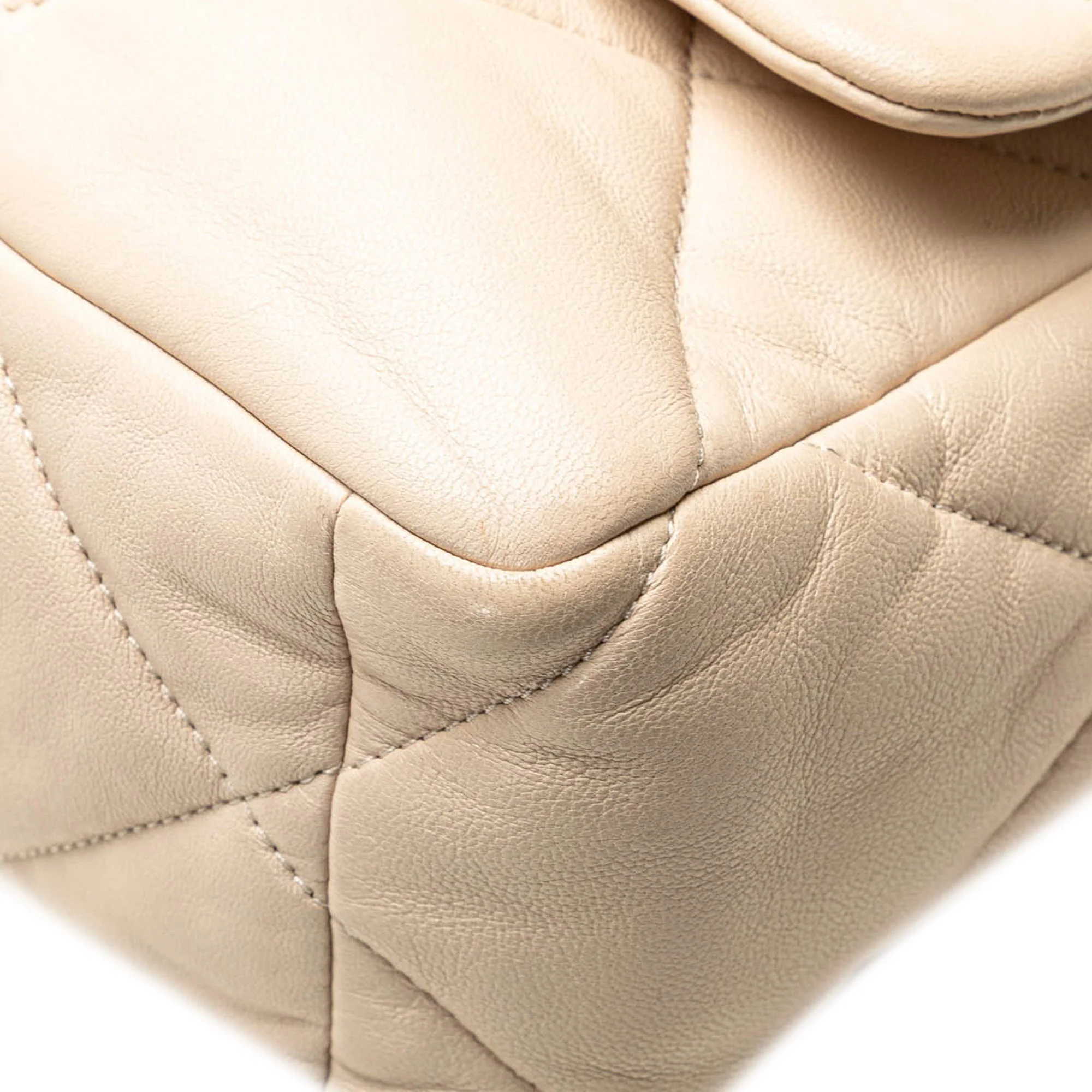 Chanel | Pre-Owned Large Lambskin 19 Flap | Beige - Image 13