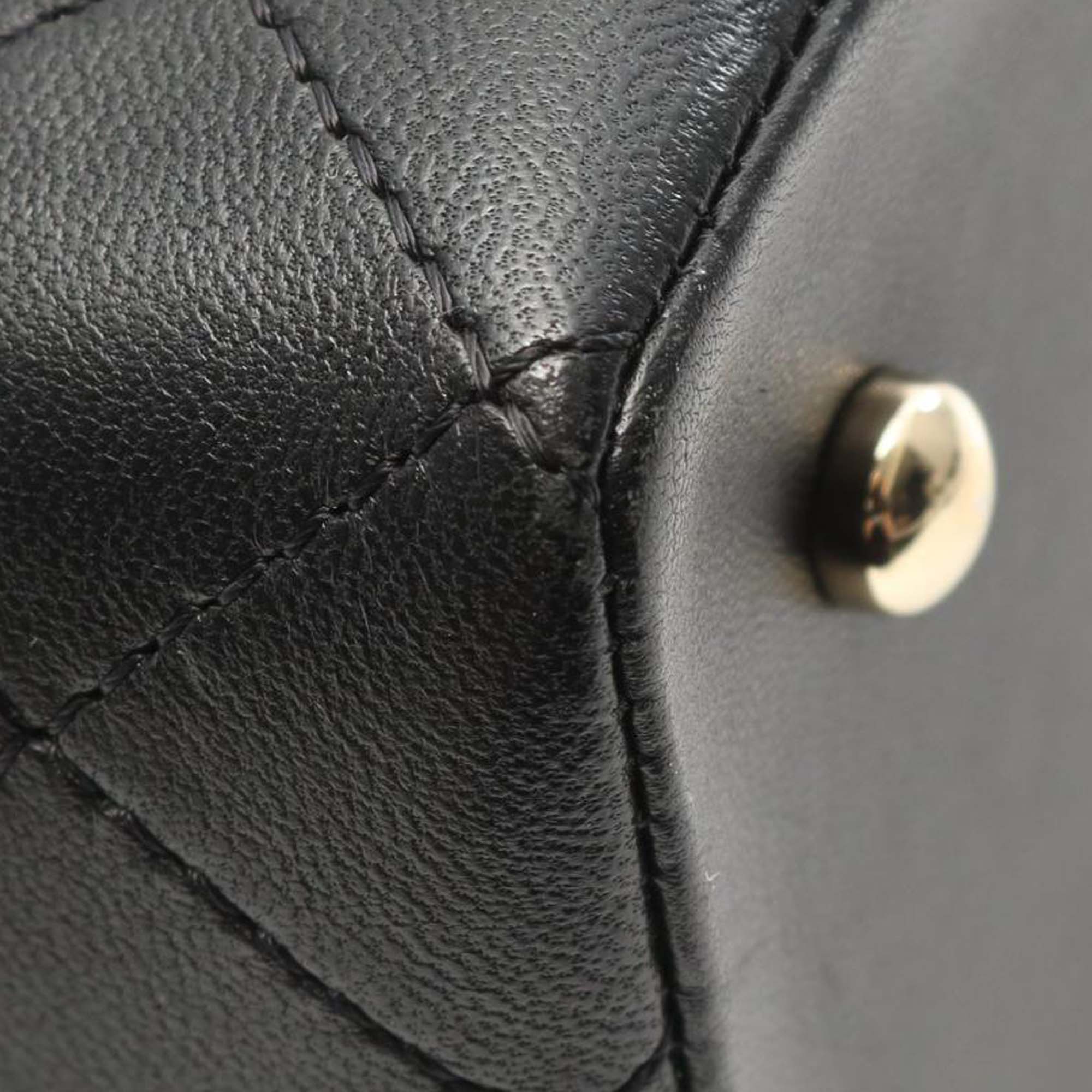 Chanel | Pre-Owned Large Quilted Lambskin Knock On Wood Vanity Case | Black - Image 11