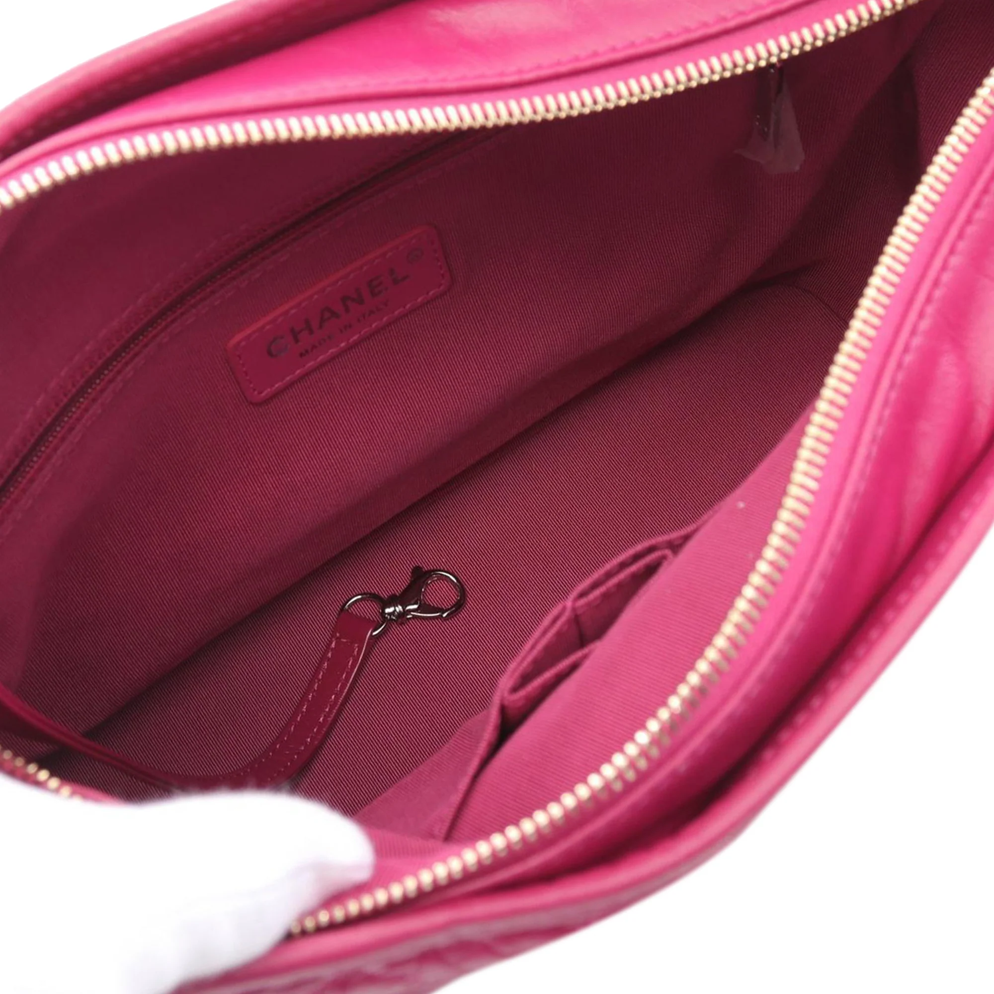Chanel | Pre-Owned Medium Aged Calfskin Gabrielle Crossbody | Pink/Dark Pink - Image 3