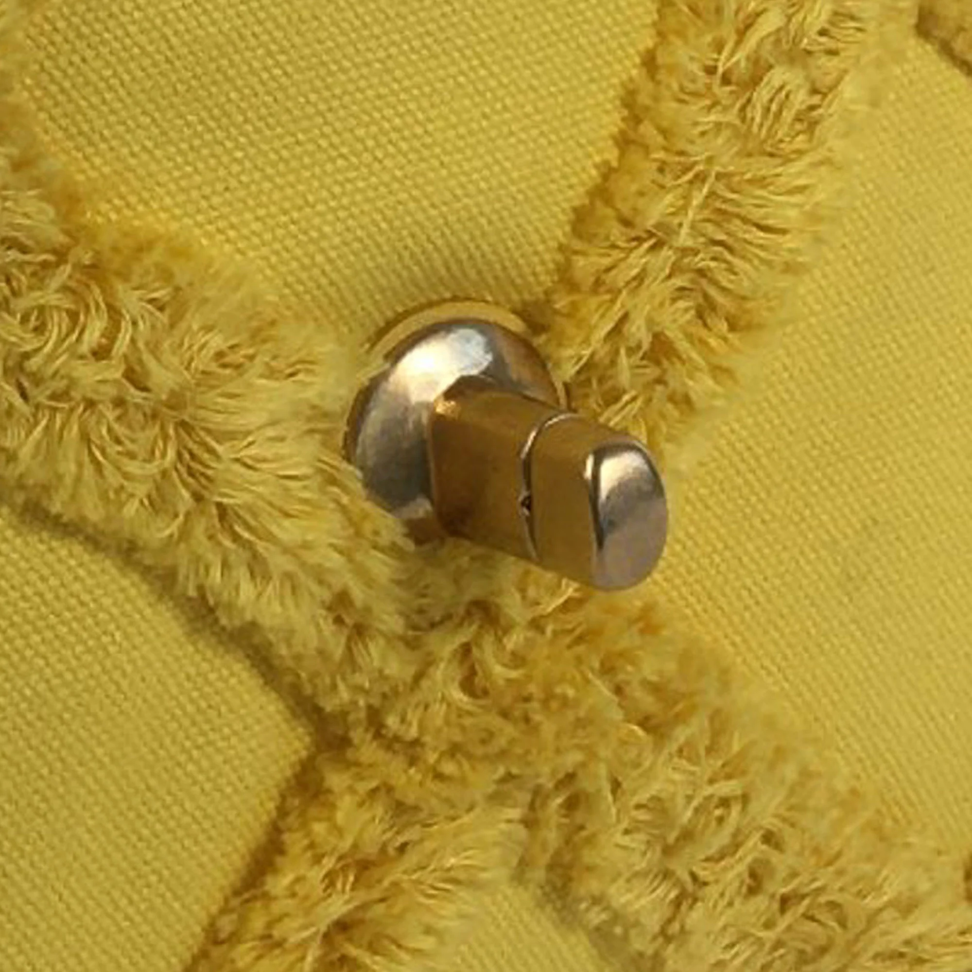 Chanel | Pre-Owned Medium Canvas 19 Flap | Yellow - Image 3