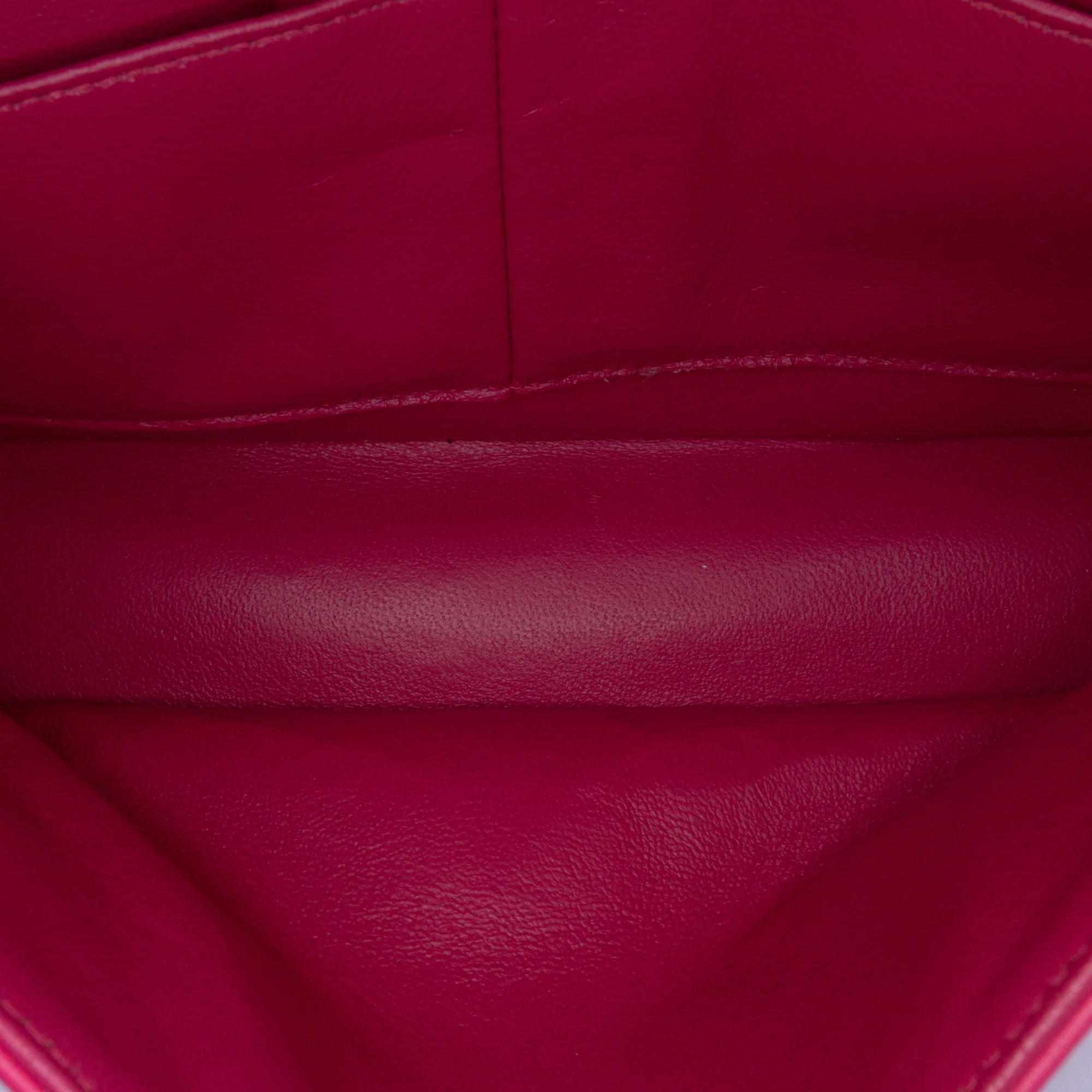 Chanel | Pre-Owned Medium Classic Patent Double Flap | Pink/Strawberry - Image 7