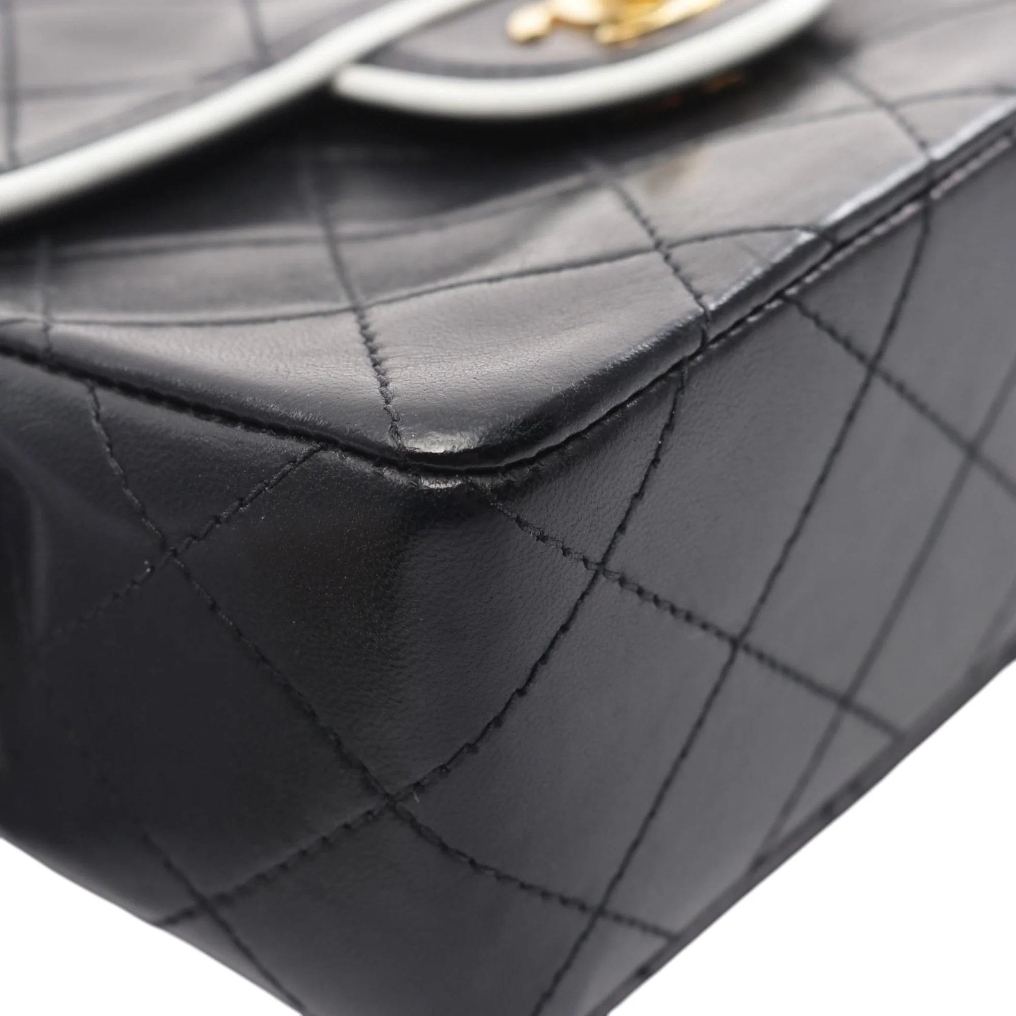 Chanel | Pre-Owned Mini Classic Quilted Lambskin Square Single Flap | Black - Image 11