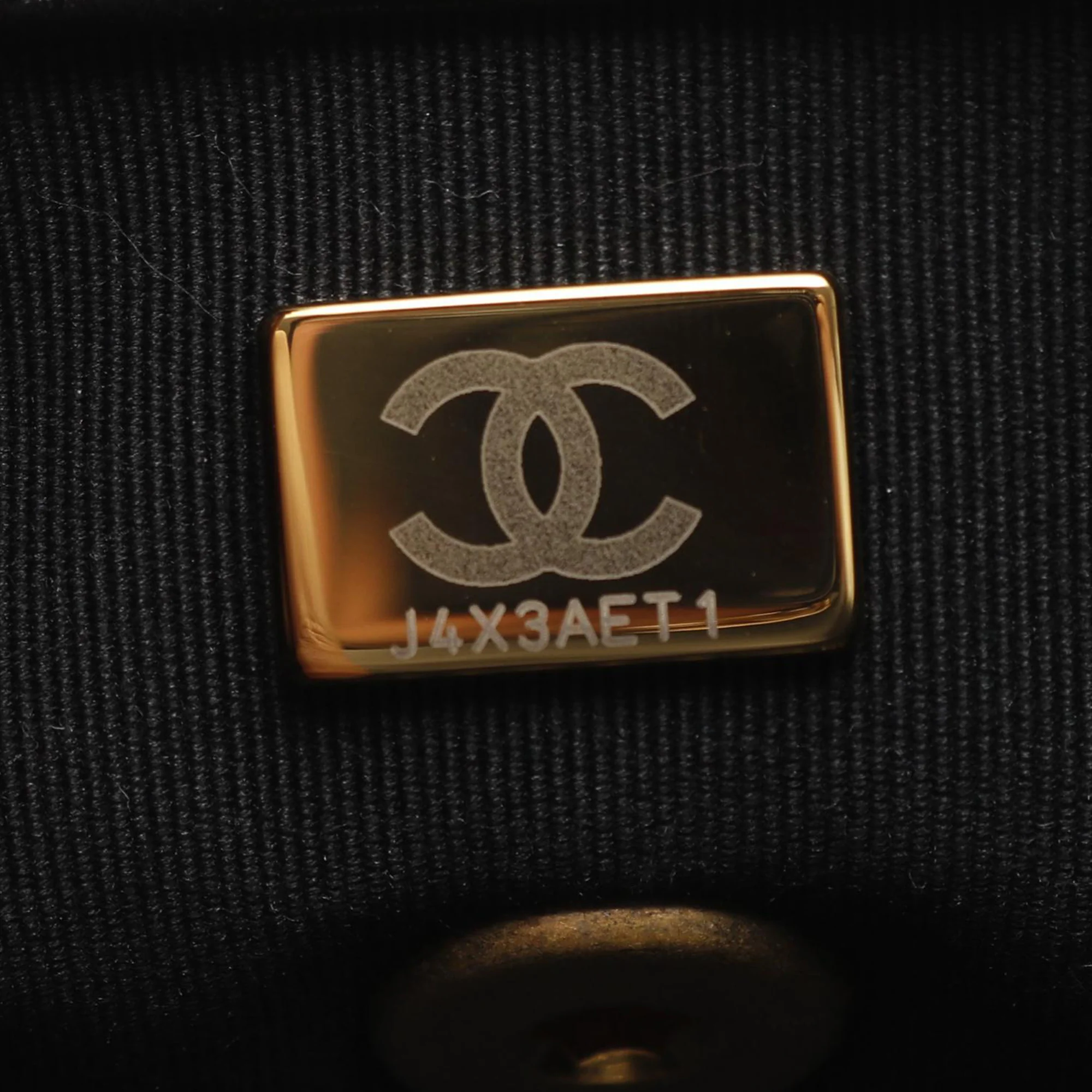 Chanel | Pre-Owned Mini Quilted Lambskin Candy Chain Flap | Black - Image 6
