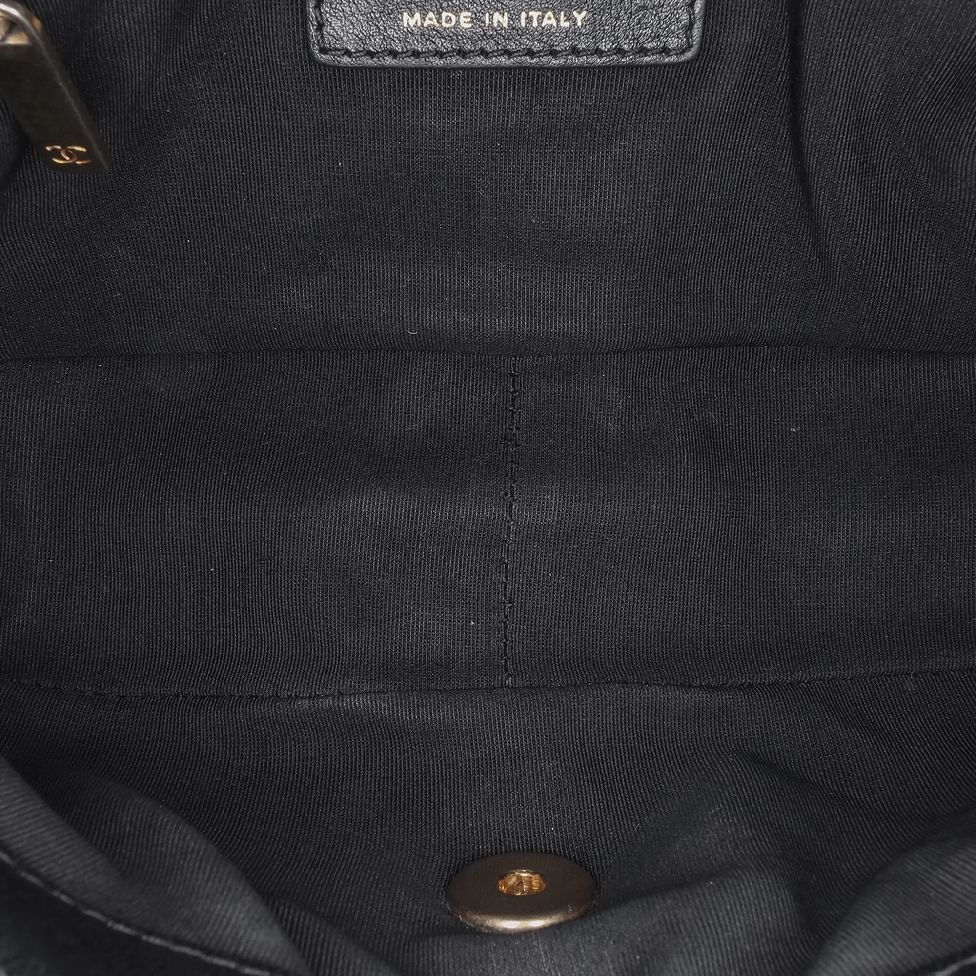 Chanel | Pre-Owned Mini Rectangular Chevron Lambskin Chain Around Flap | Black - Image 4