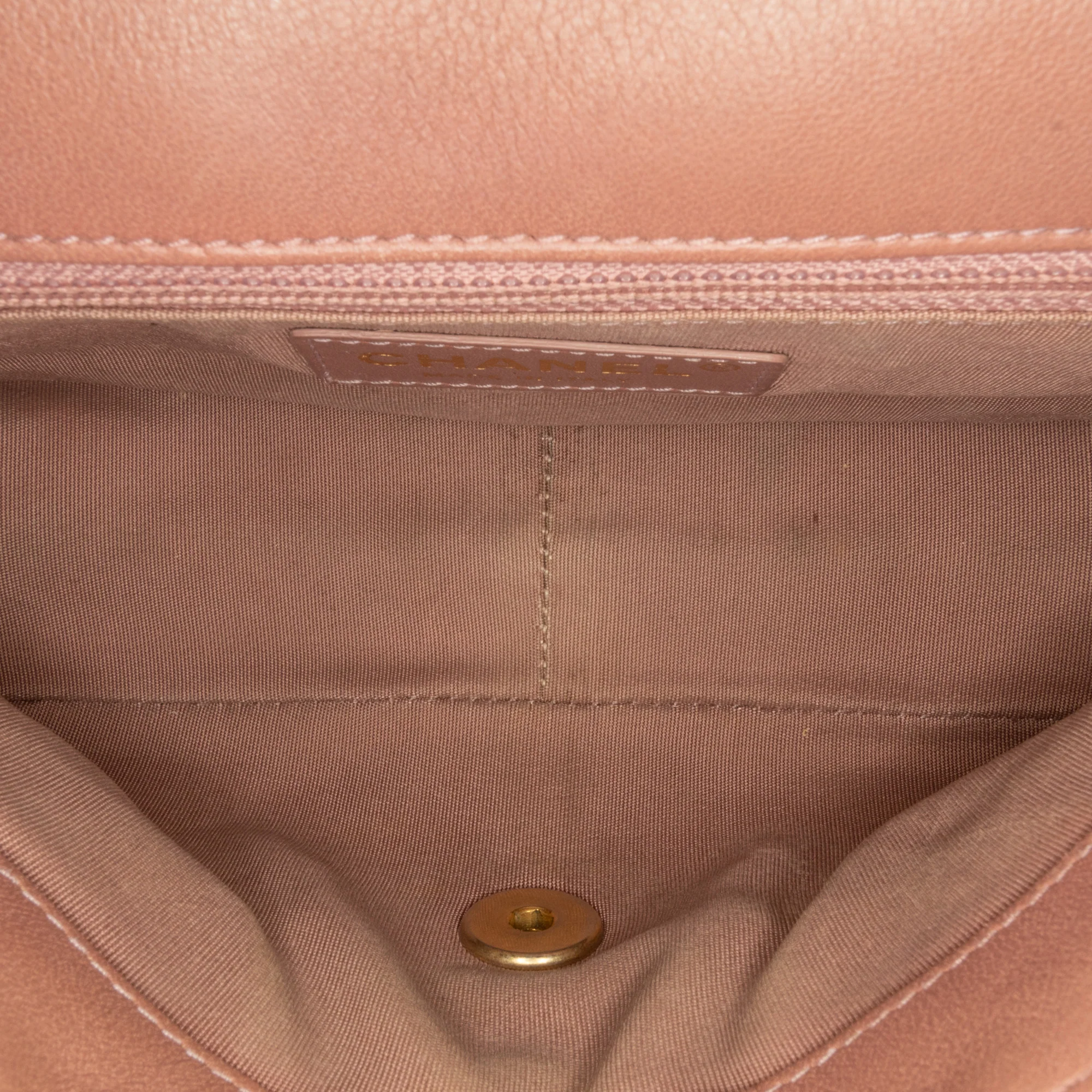 Chanel | Pre-Owned Mini Rectangular Chevron Lambskin Chain Around Flap | Pink/Light Pink - Image 9