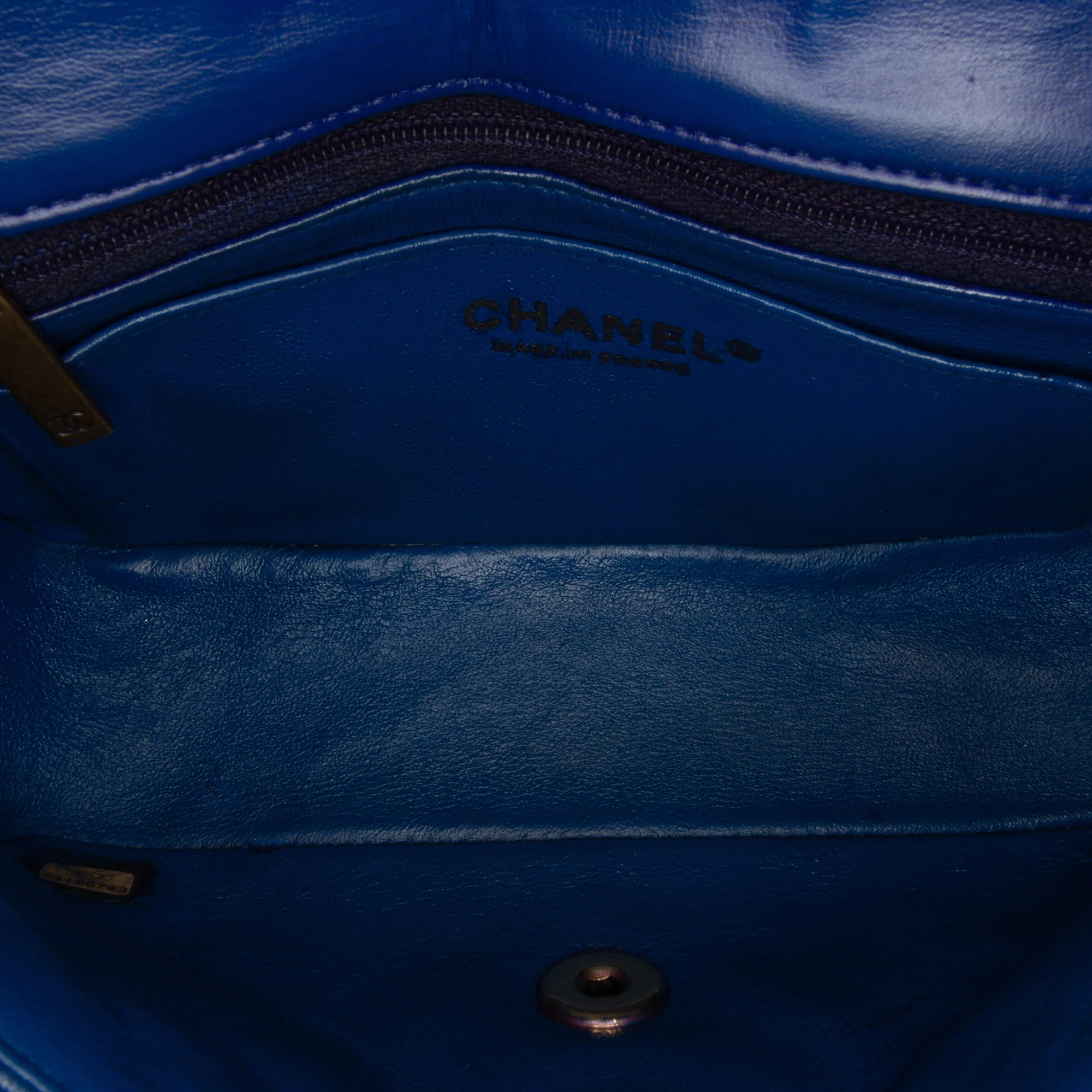 Chanel | Pre-Owned Mini Rectangular Chevron Lambskin Flap | Blue - Image 8