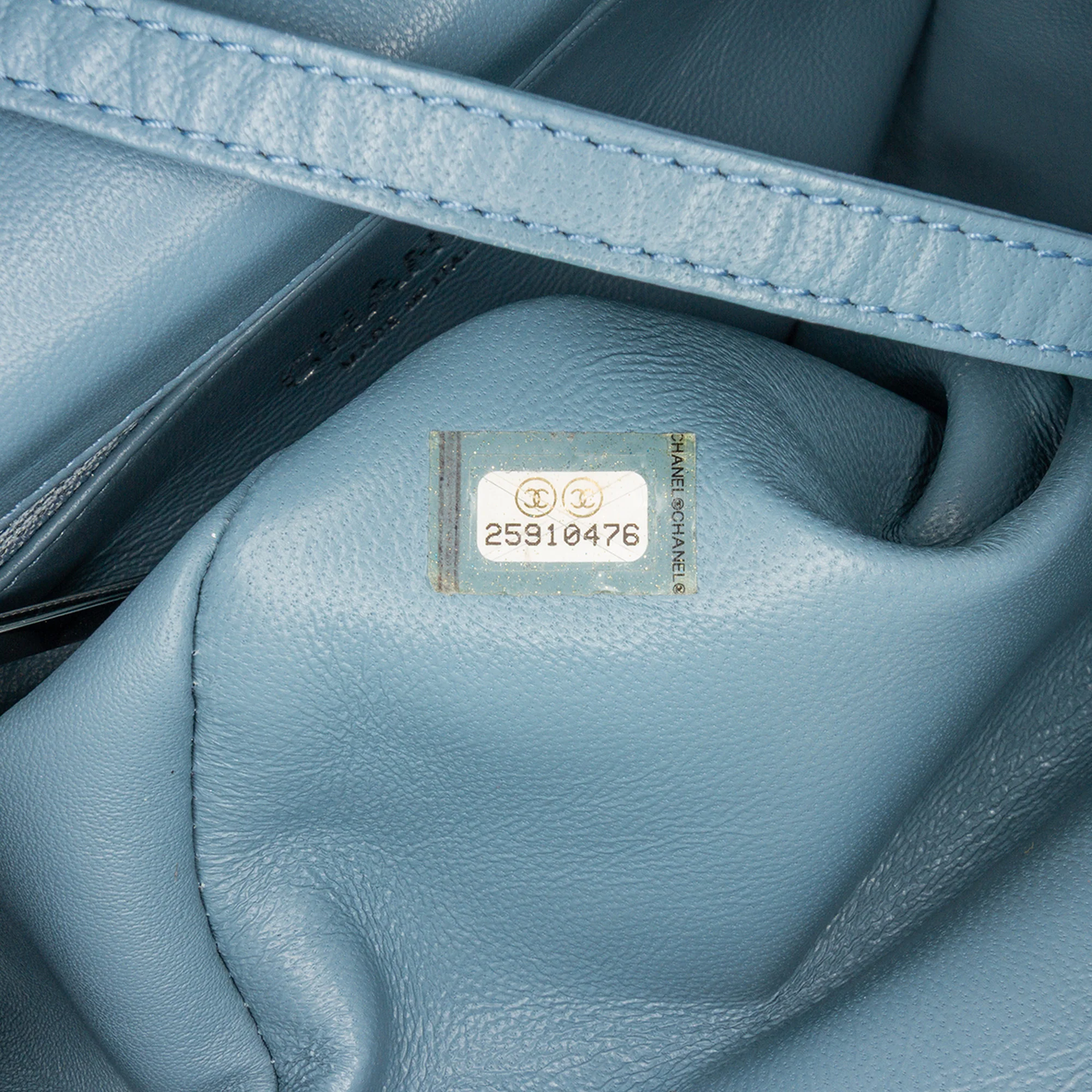 Chanel | Pre-Owned Mini Sequins and Lambskin Waterfall Backpack | Blue/Light Blue - Image 10