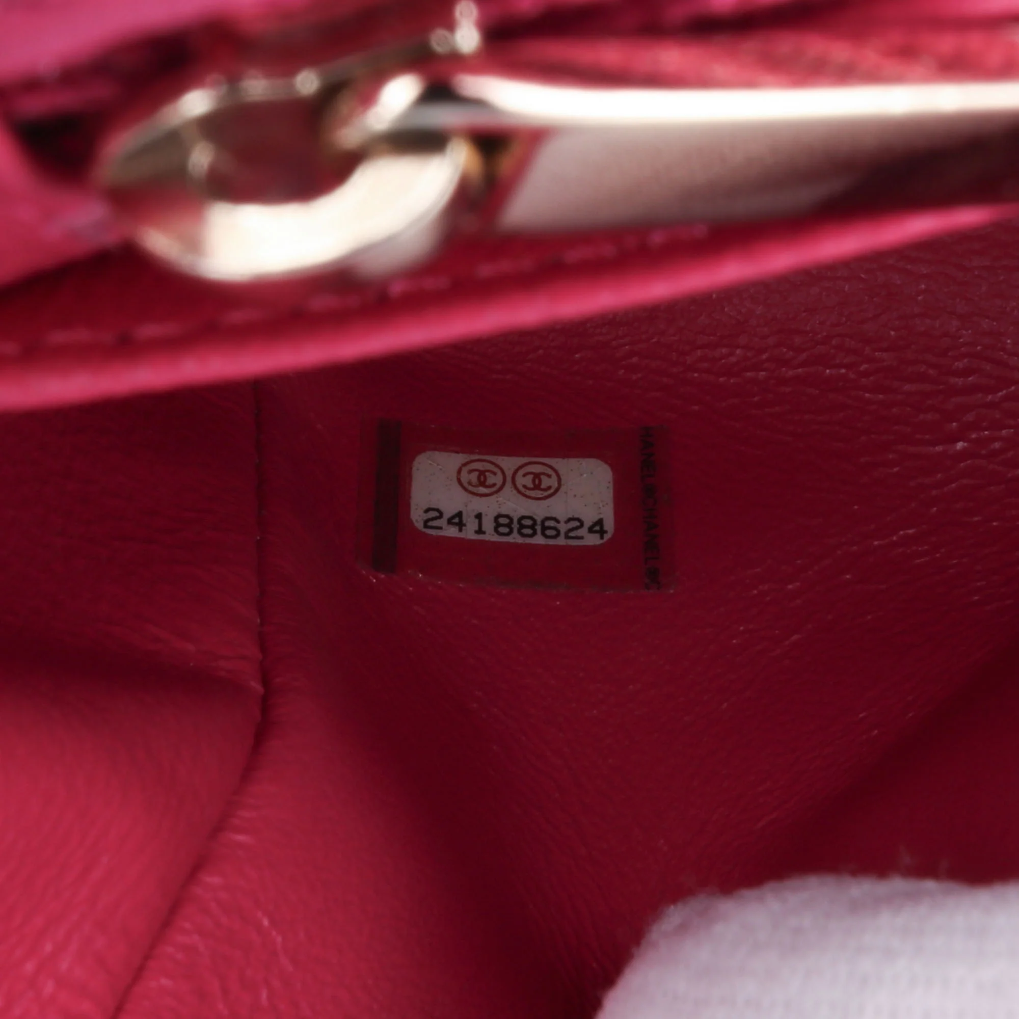 Chanel | Pre-Owned Mini Square Classic Chevron Lambskin Single Flap | Pink - Image 7