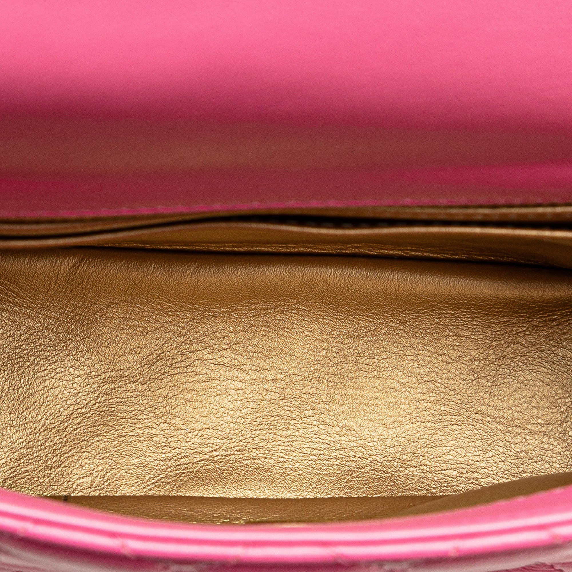 Chanel | Pre-Owned Mini Square Classic Lambskin Pearl Crush Single Flap | Pink - Image 6
