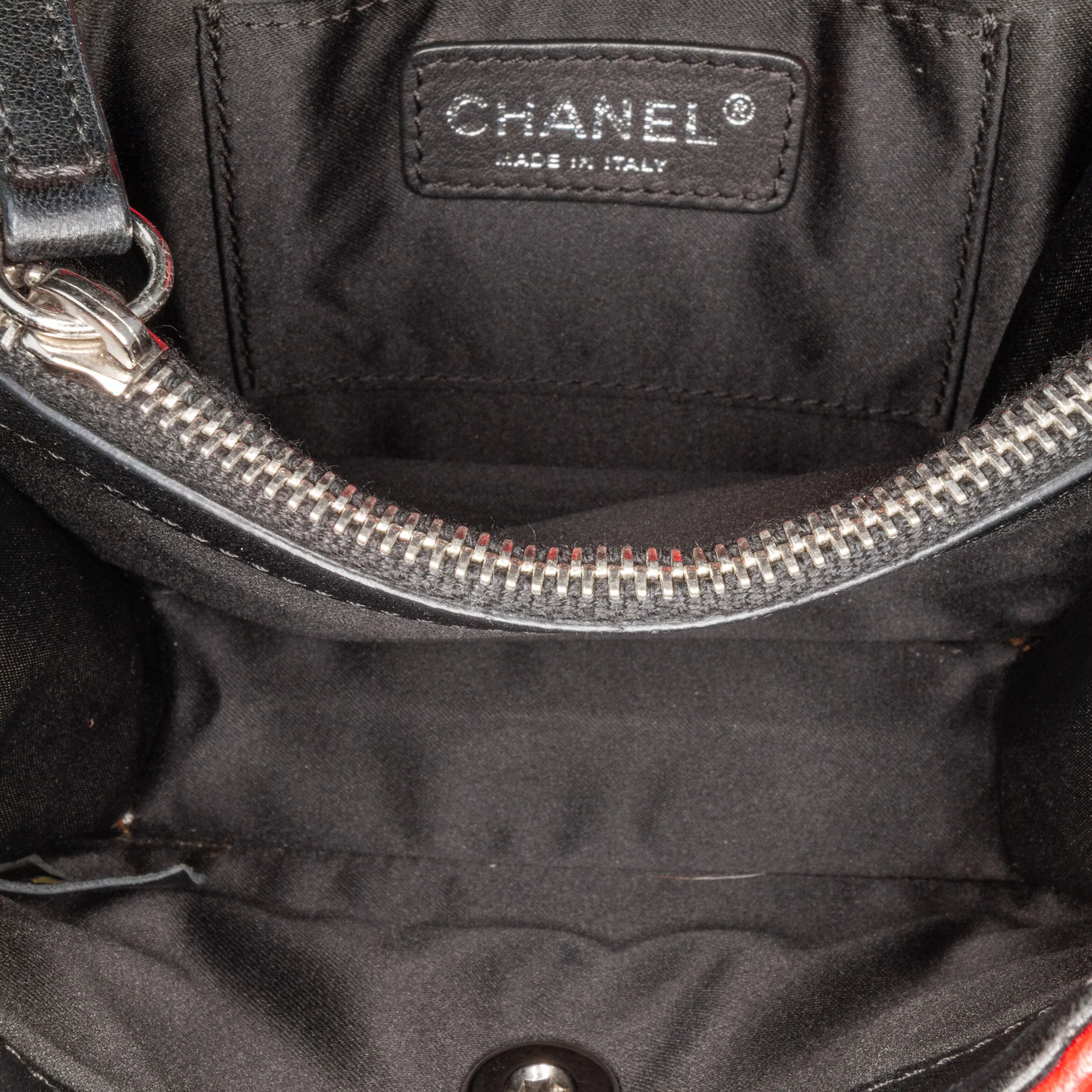 Chanel | Pre-Owned Mini Square Lambskin Graphic Flap Crossbody | Red/BlackBlack - Image 6