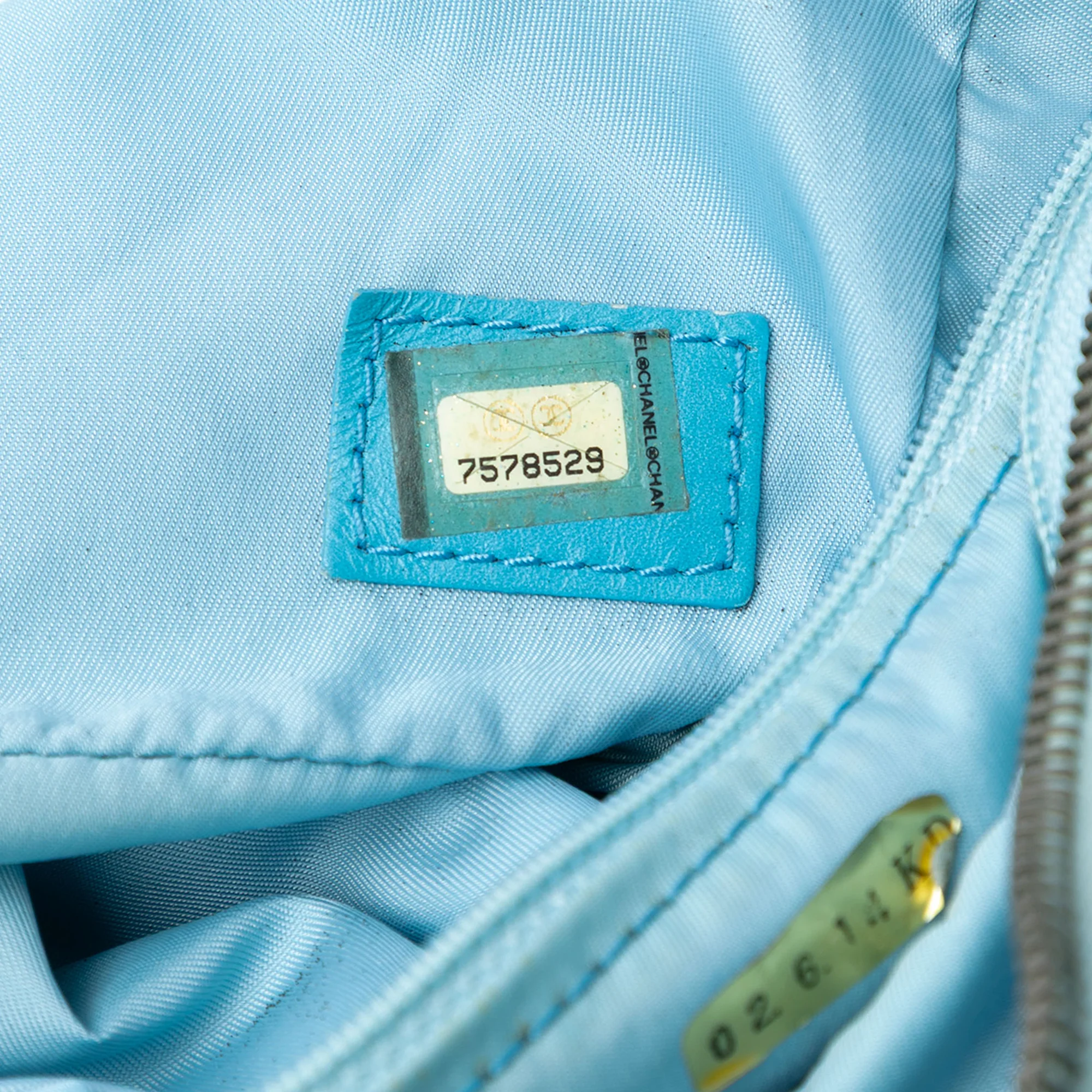 Chanel | Pre-Owned New Travel Line Nylon Satchel | Blue/Light Blue - Image 6