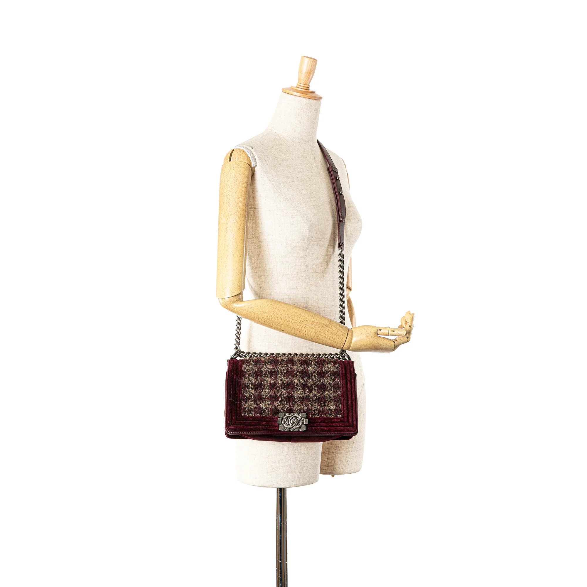 Chanel | Pre-Owned Old Medium Velvet and Tweed Boy Flap - I | Red/Burgundy - Image 8