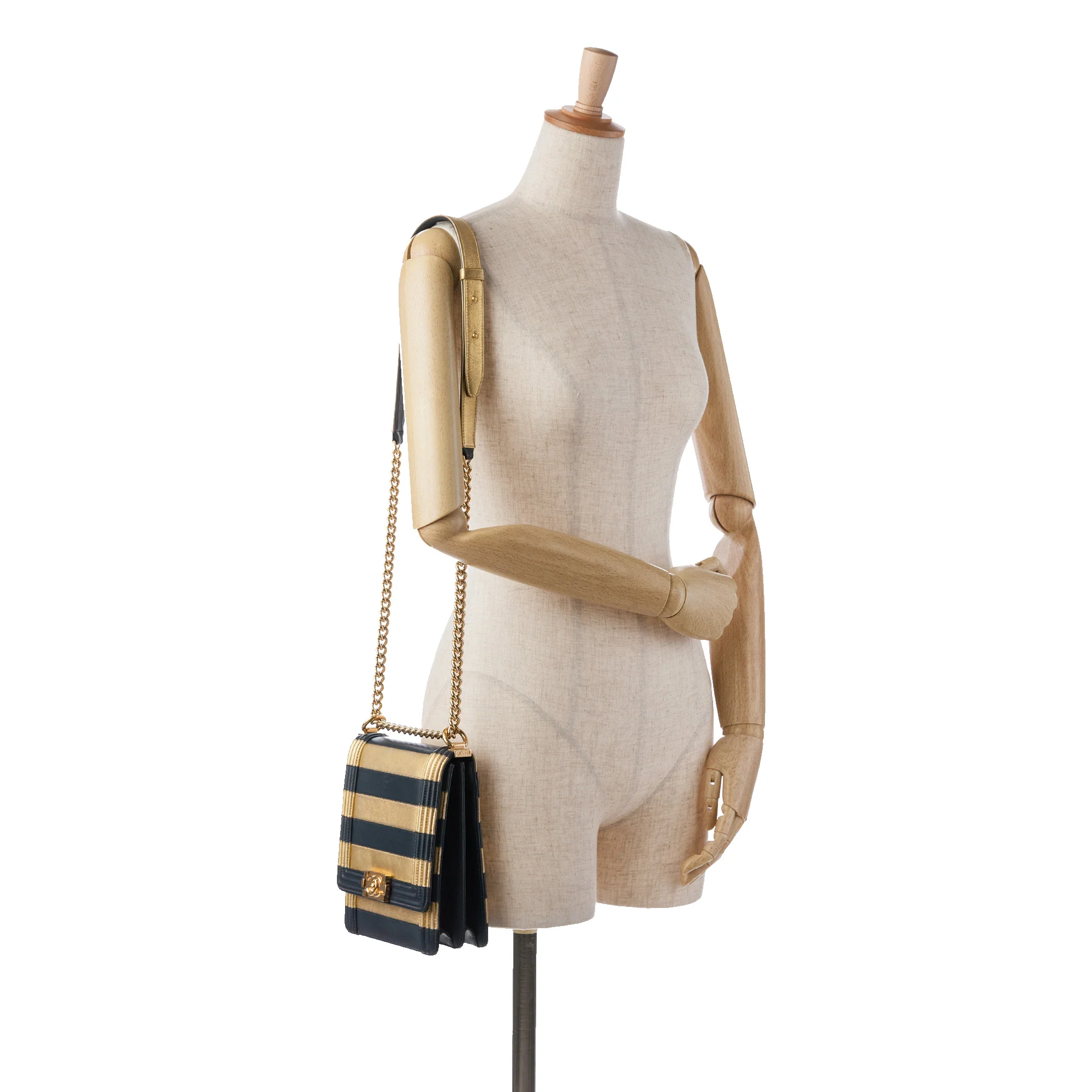 Chanel | Pre-Owned Paris New York Metallic Lambskin Striped North South Boy Flap | Gold - Image 4