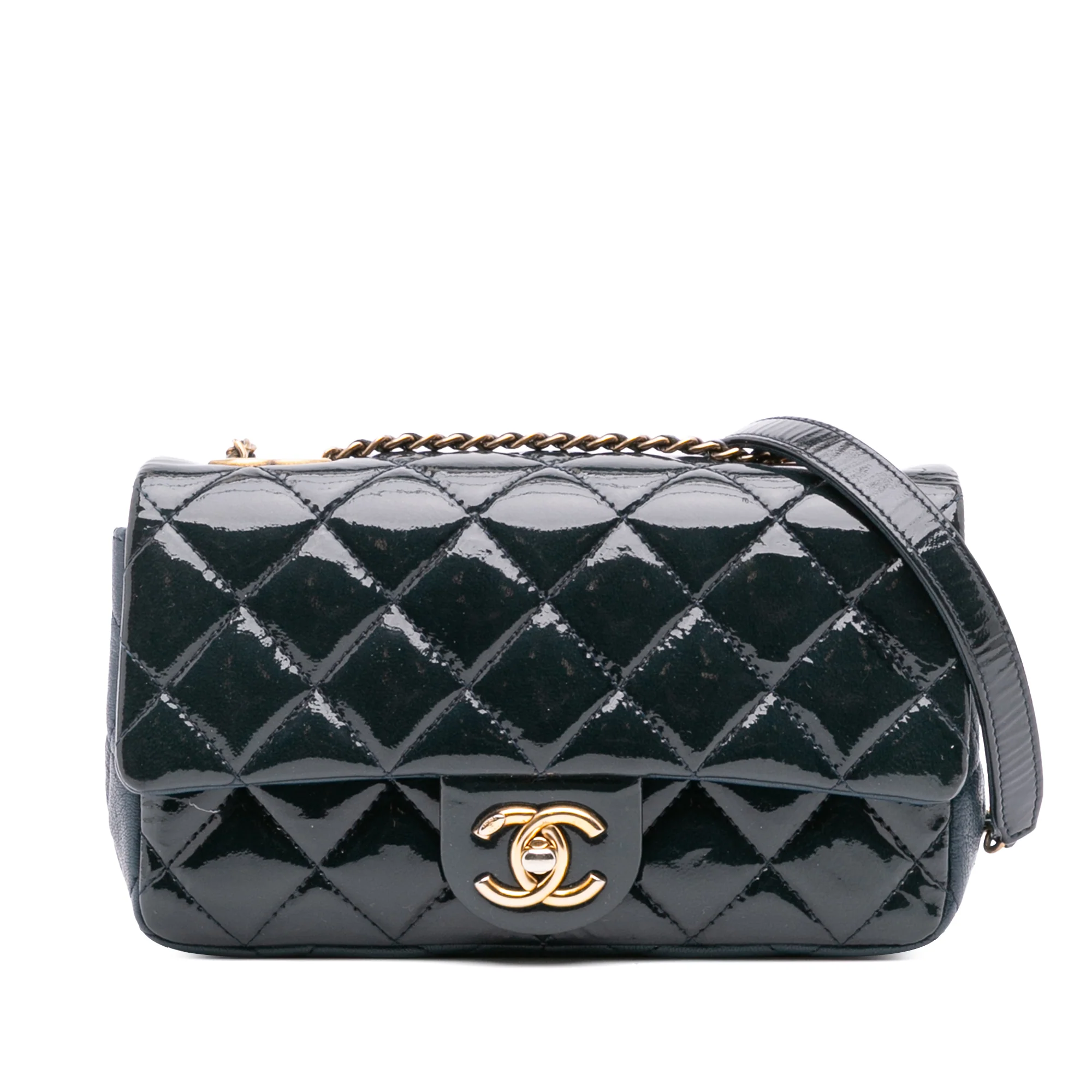 Chanel | Pre-Owned Paris-Salzburg Small Patent and Goatskin CC Eyelet Flap | Blue/Navy