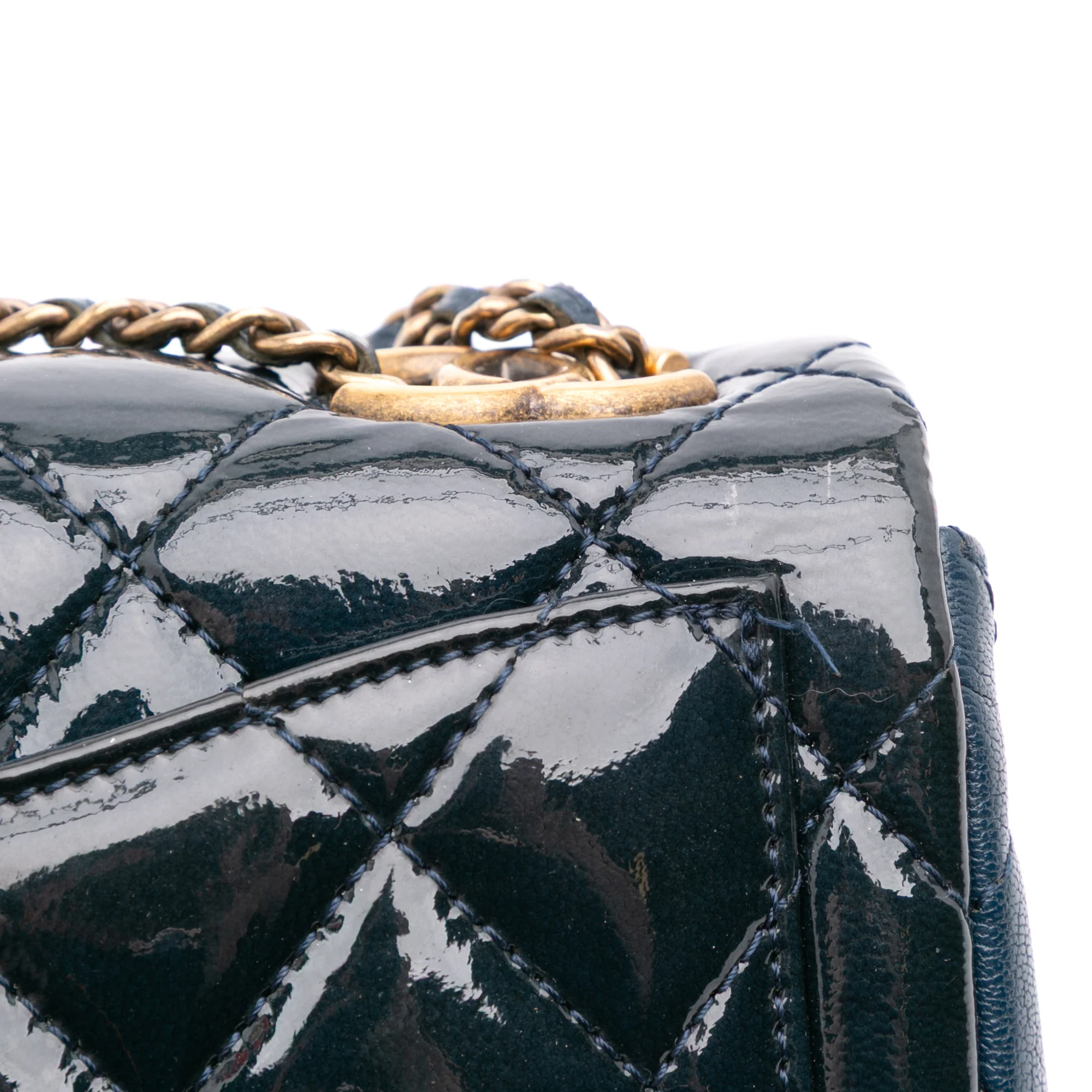 Chanel | Pre-Owned Paris-Salzburg Small Patent and Goatskin CC Eyelet Flap | Blue/Navy - Image 5